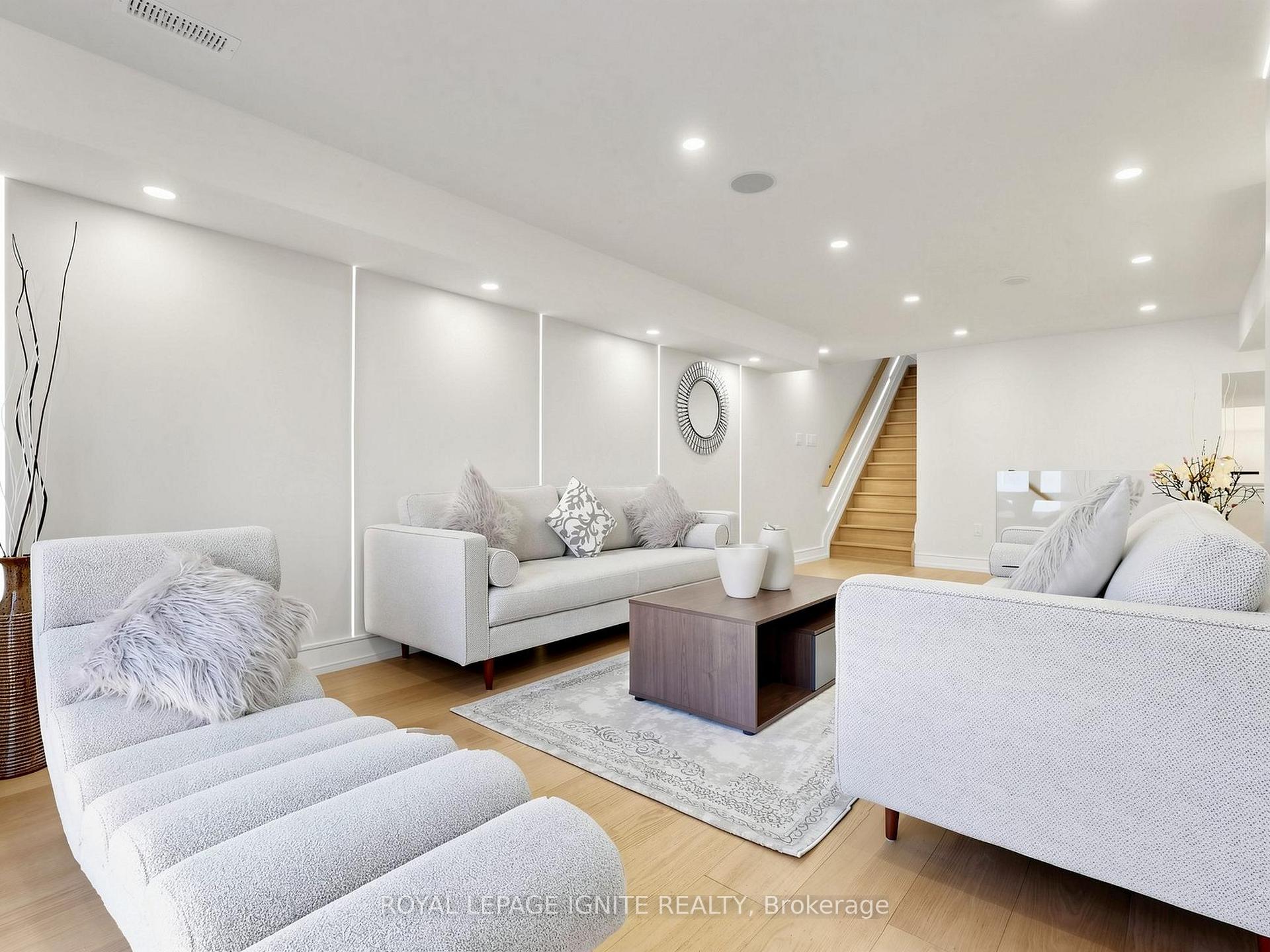 Photo 6 of 52A Robinson Avenue, Scarborough, Oakridge — HOMEH