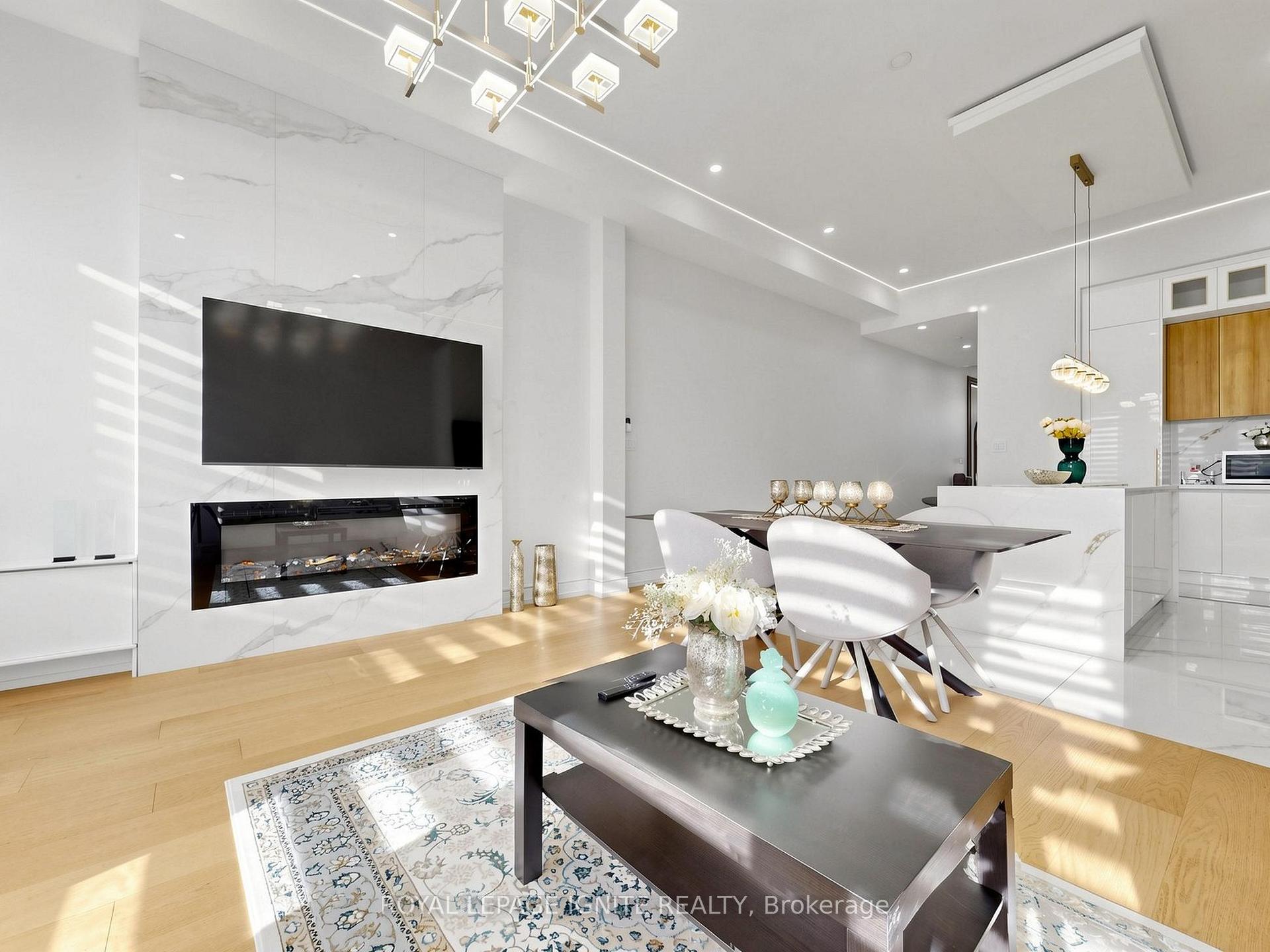 Photo 8 of 52A Robinson Avenue, Scarborough, Oakridge — HOMEH