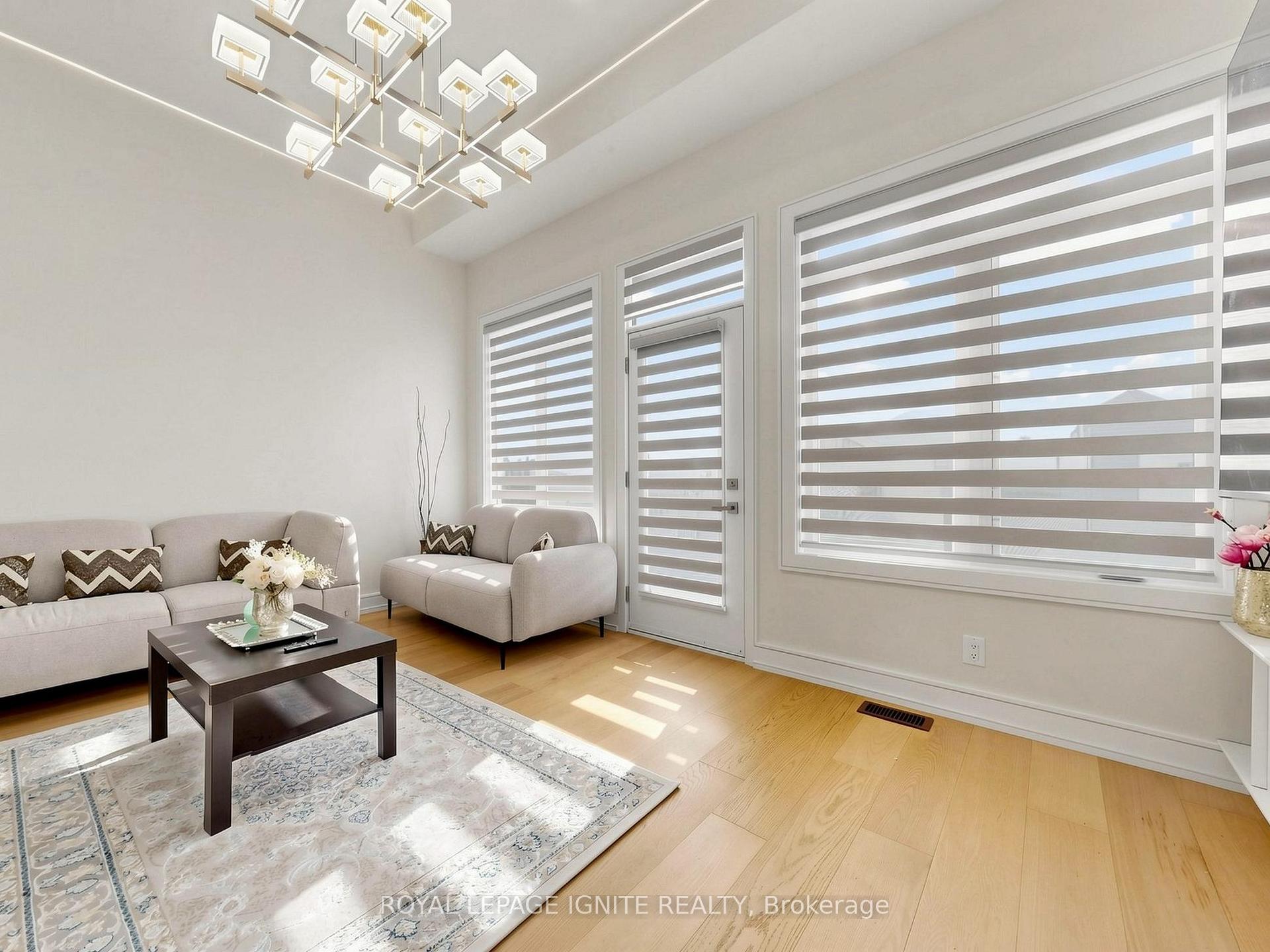 Photo 10 of 52A Robinson Avenue, Scarborough, Oakridge — HOMEH