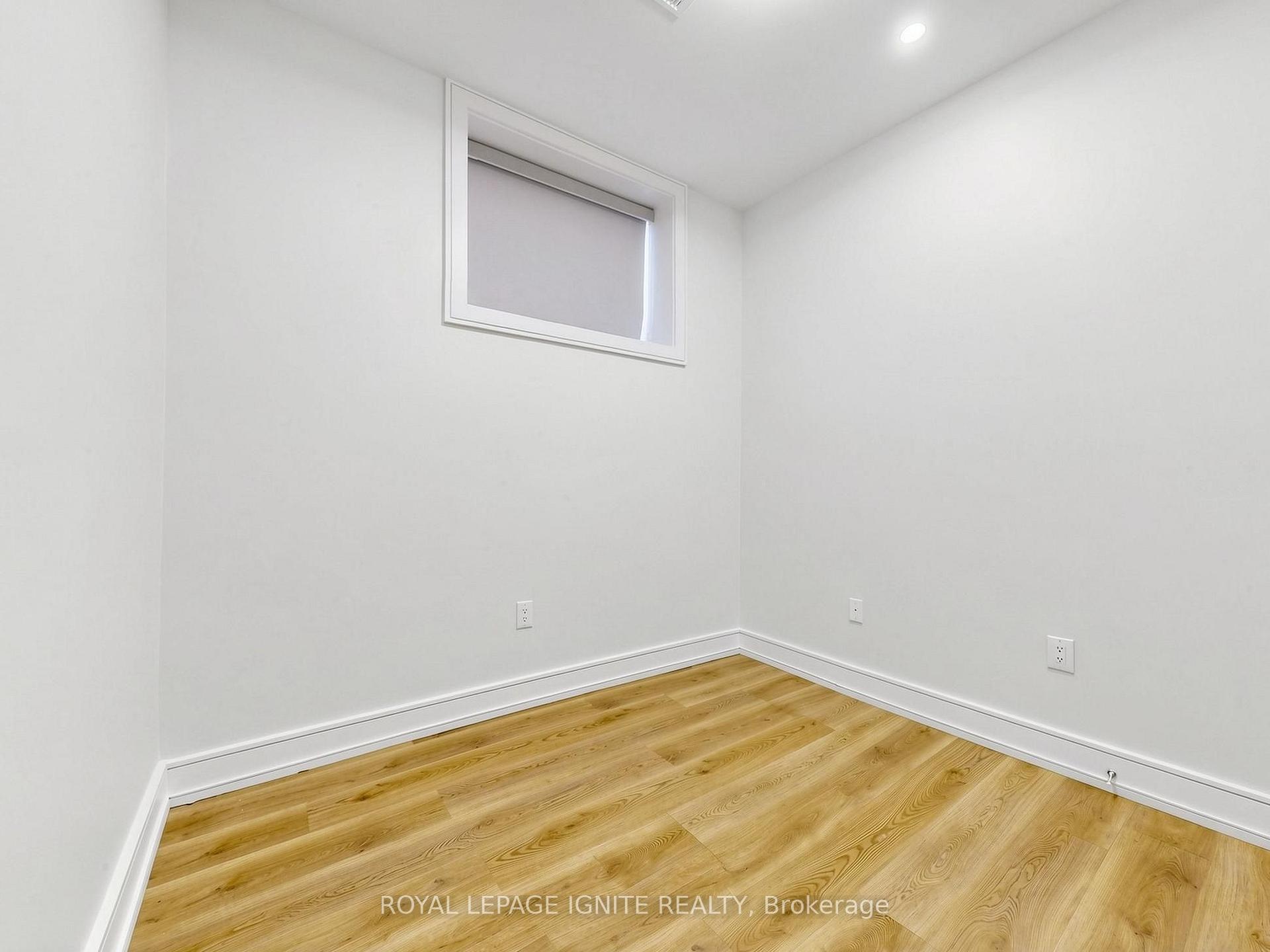 Photo 41 of 52A Robinson Avenue, Scarborough, Oakridge — HOMEH