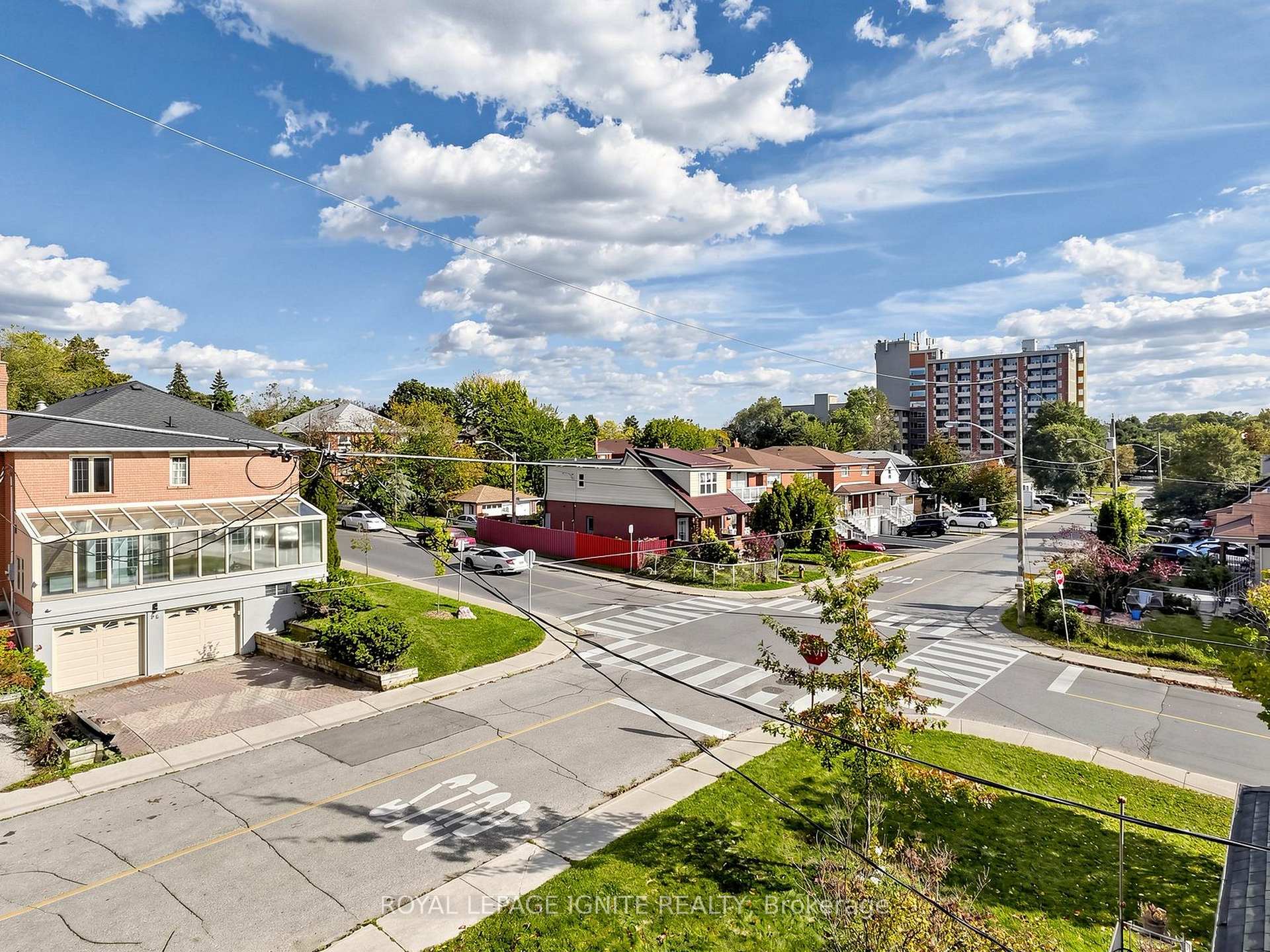 Photo 47 of 52A Robinson Avenue, Scarborough, Oakridge — HOMEH
