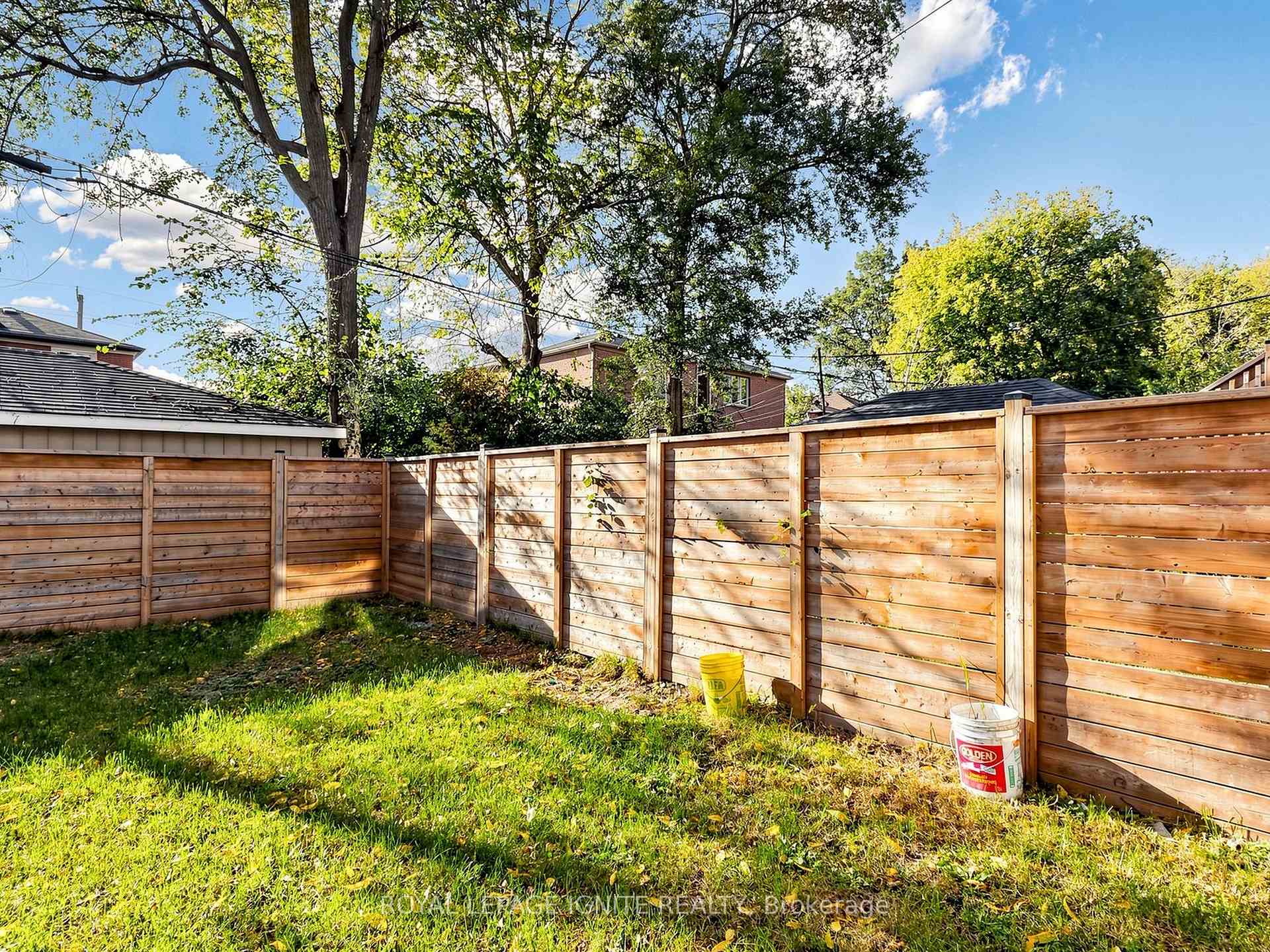 Photo 49 of 52A Robinson Avenue, Scarborough, Oakridge — HOMEH