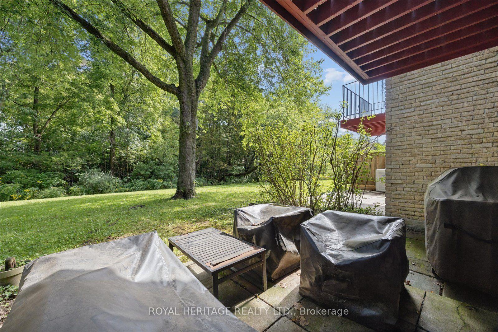 Photo 38 of Unit 105, 701 Burnhamthorpe Road, Etobicoke, Markland Wood — HOMEH