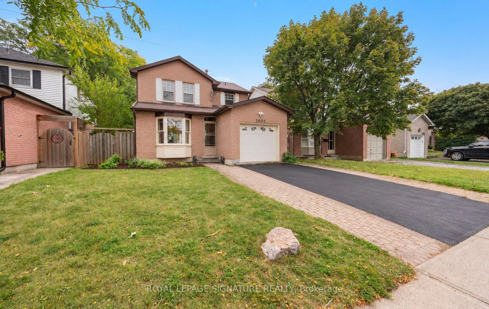 Photo 5 of 2092 Hunt Crescent, Burlington, Headon — HOMEH