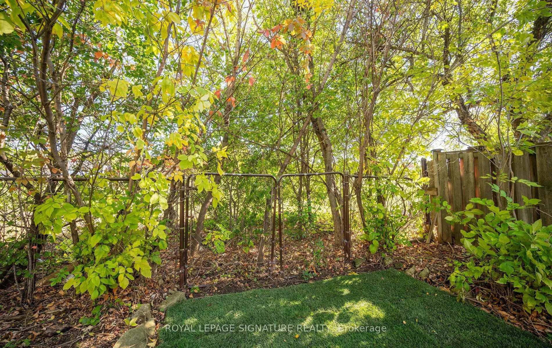 Photo 61 of 2092 Hunt Crescent, Burlington, Headon — HOMEH