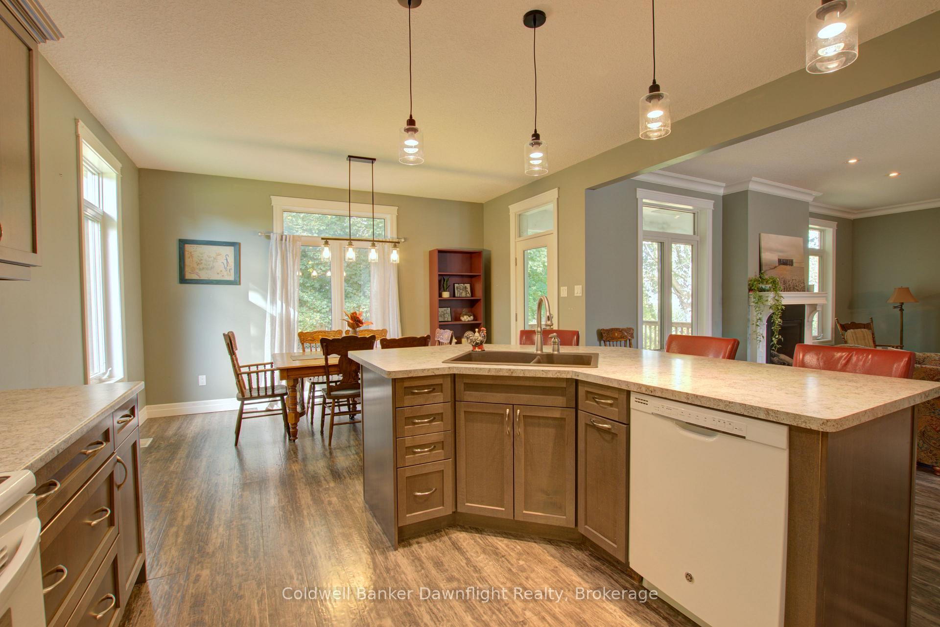 Photo 7 of 54 Lorne Avenue, Bluewater, Hensall — HOMEH