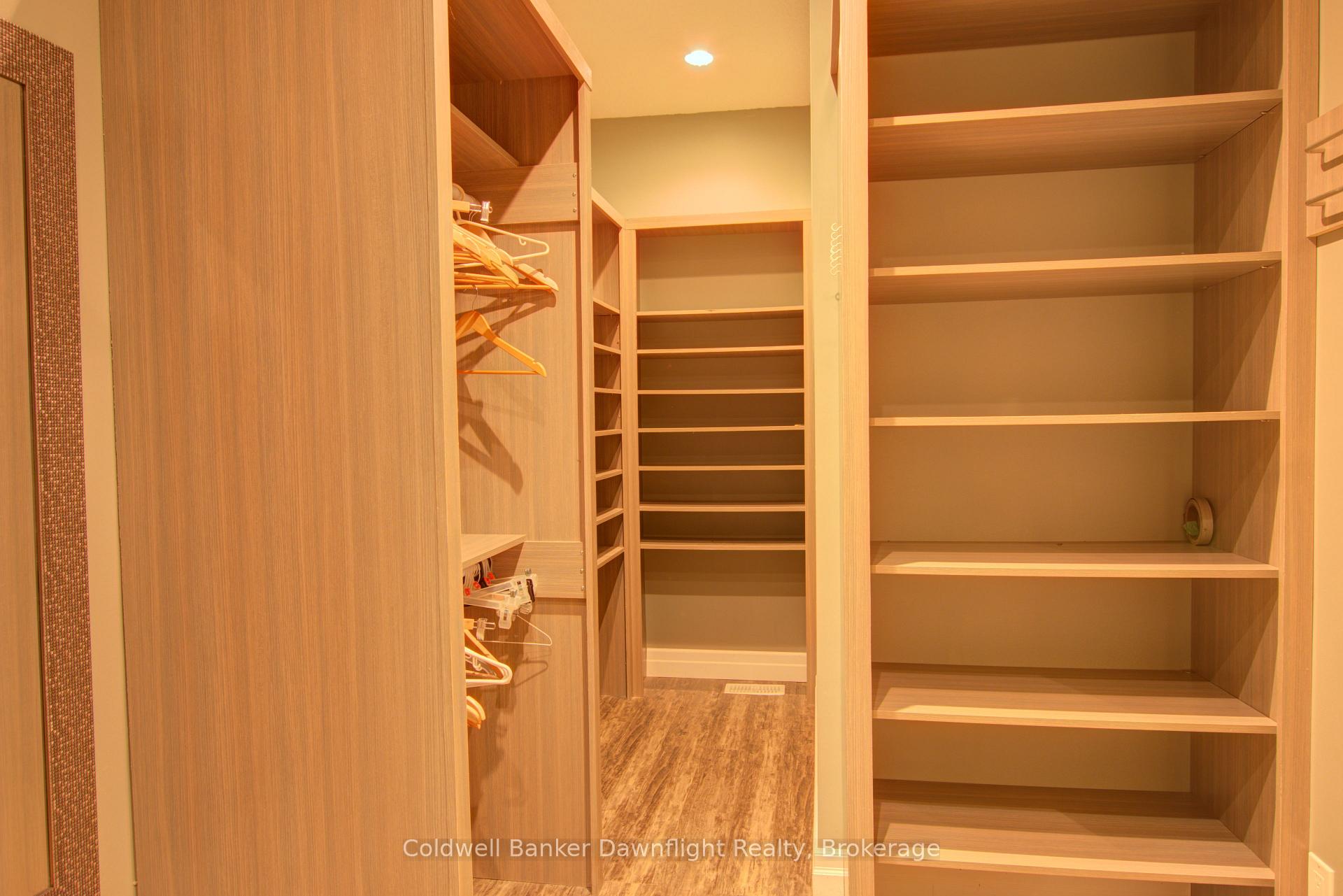 Photo 17 of 54 Lorne Avenue, Bluewater, Hensall — HOMEH