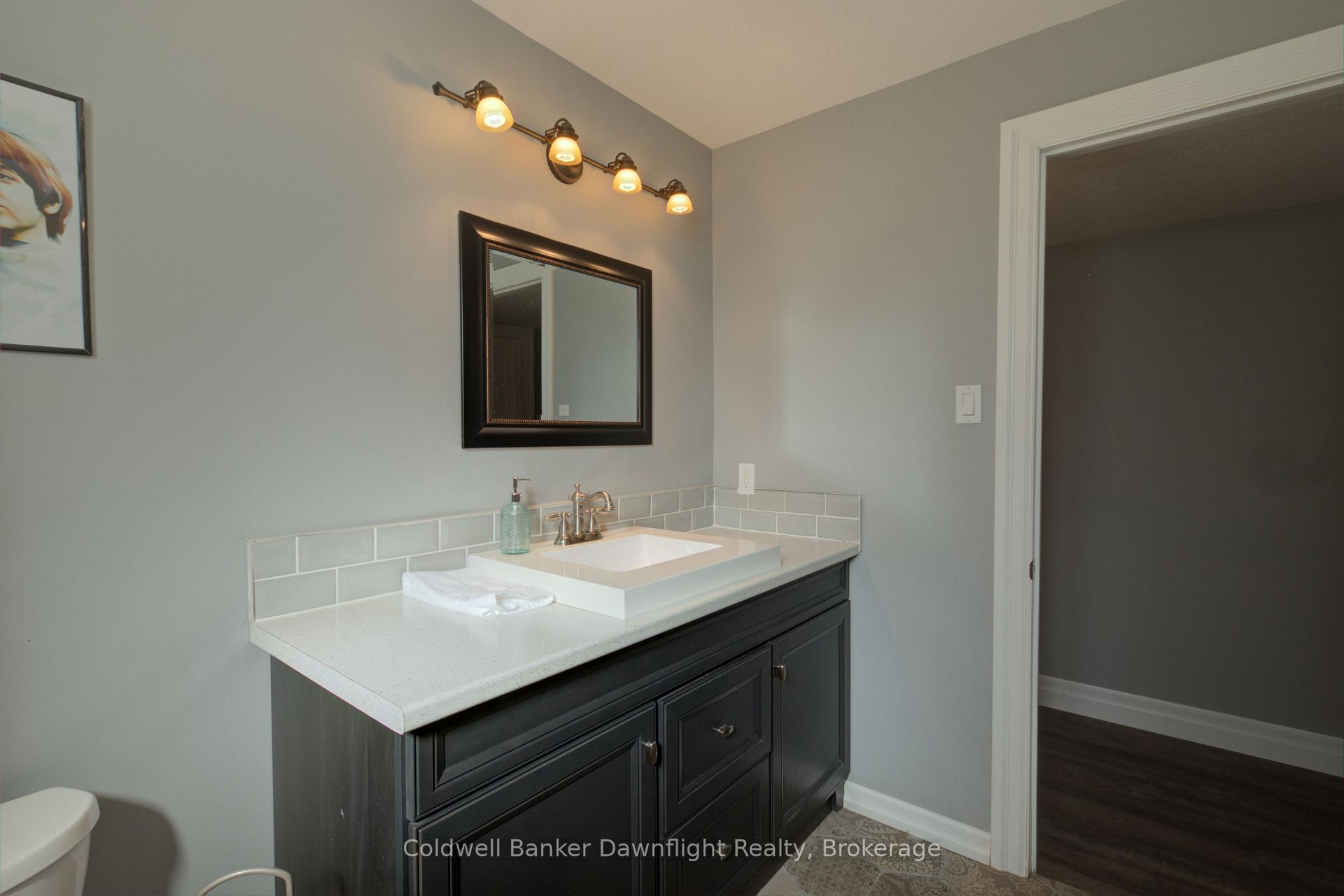 Photo 33 of 54 Lorne Avenue, Bluewater, Hensall — HOMEH