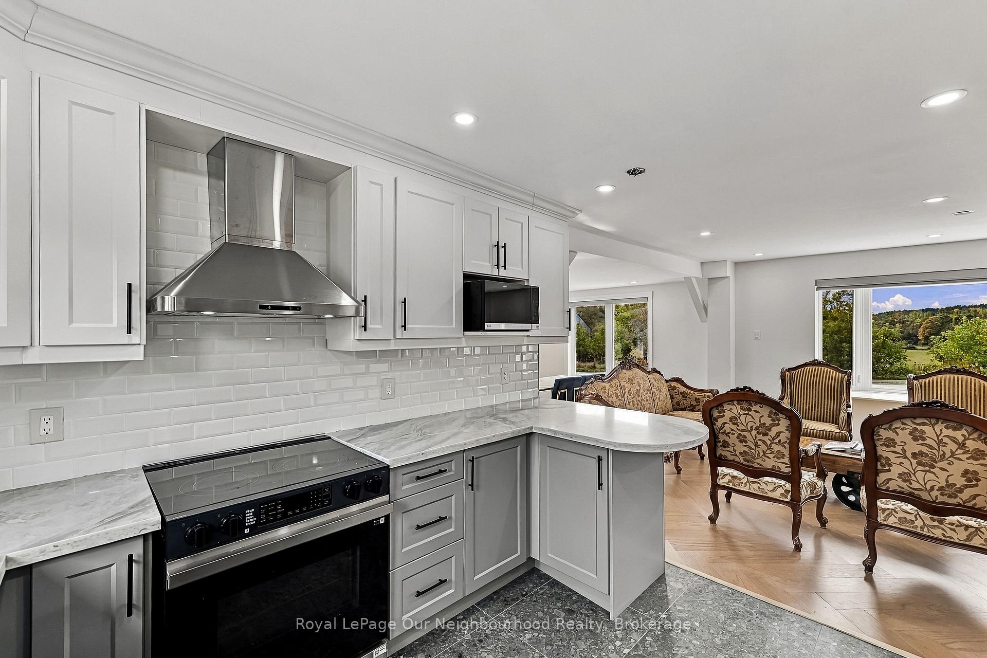 Photo 13 of Unit A, 3543 Harwood Road, Hamilton Township, Baltimore — HOMEH