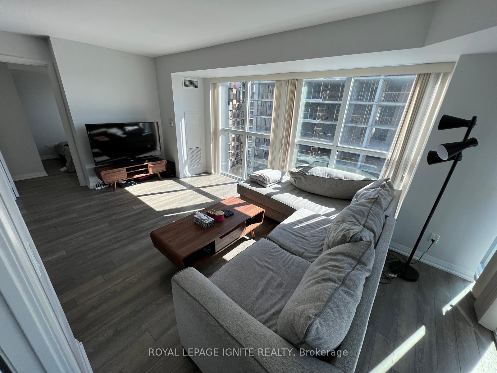 Photo 4 of Unit 1502, 30 Meadowglen Place, Scarborough, Woburn — HOMEH