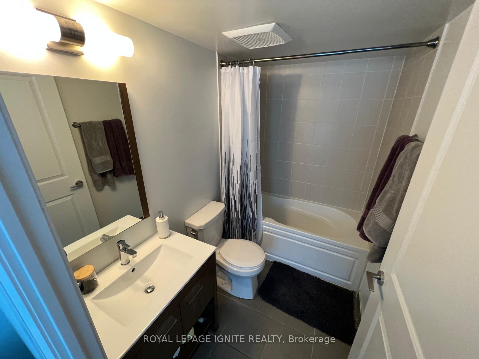 Photo 11 of Unit 1502, 30 Meadowglen Place, Scarborough, Woburn — HOMEH