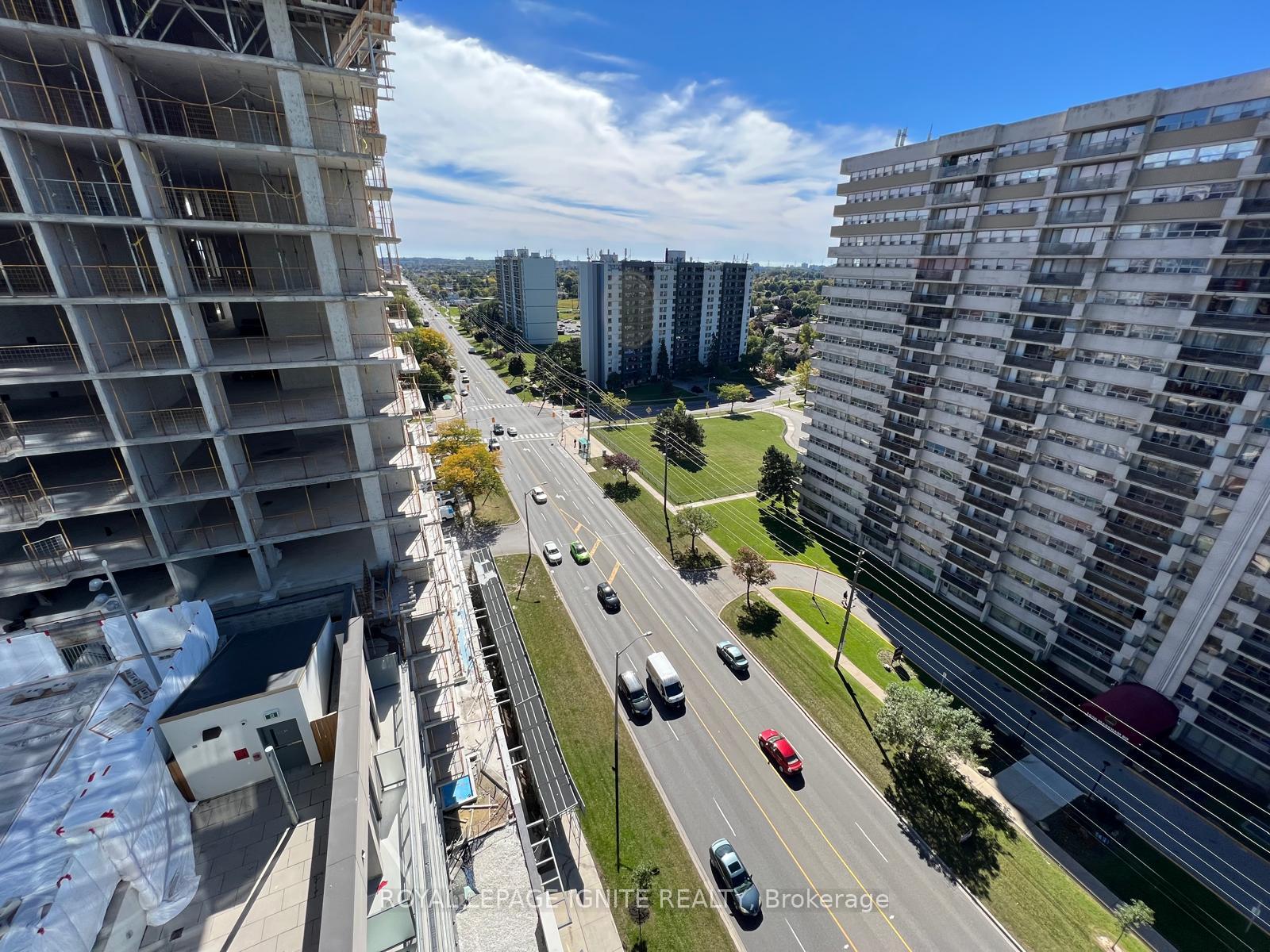 Photo 15 of Unit 1502, 30 Meadowglen Place, Scarborough, Woburn — HOMEH