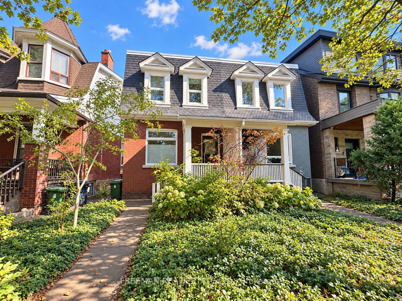 Photo 2 of 597 Palmerston Avenue, Toronto, The Annex — HOMEH
