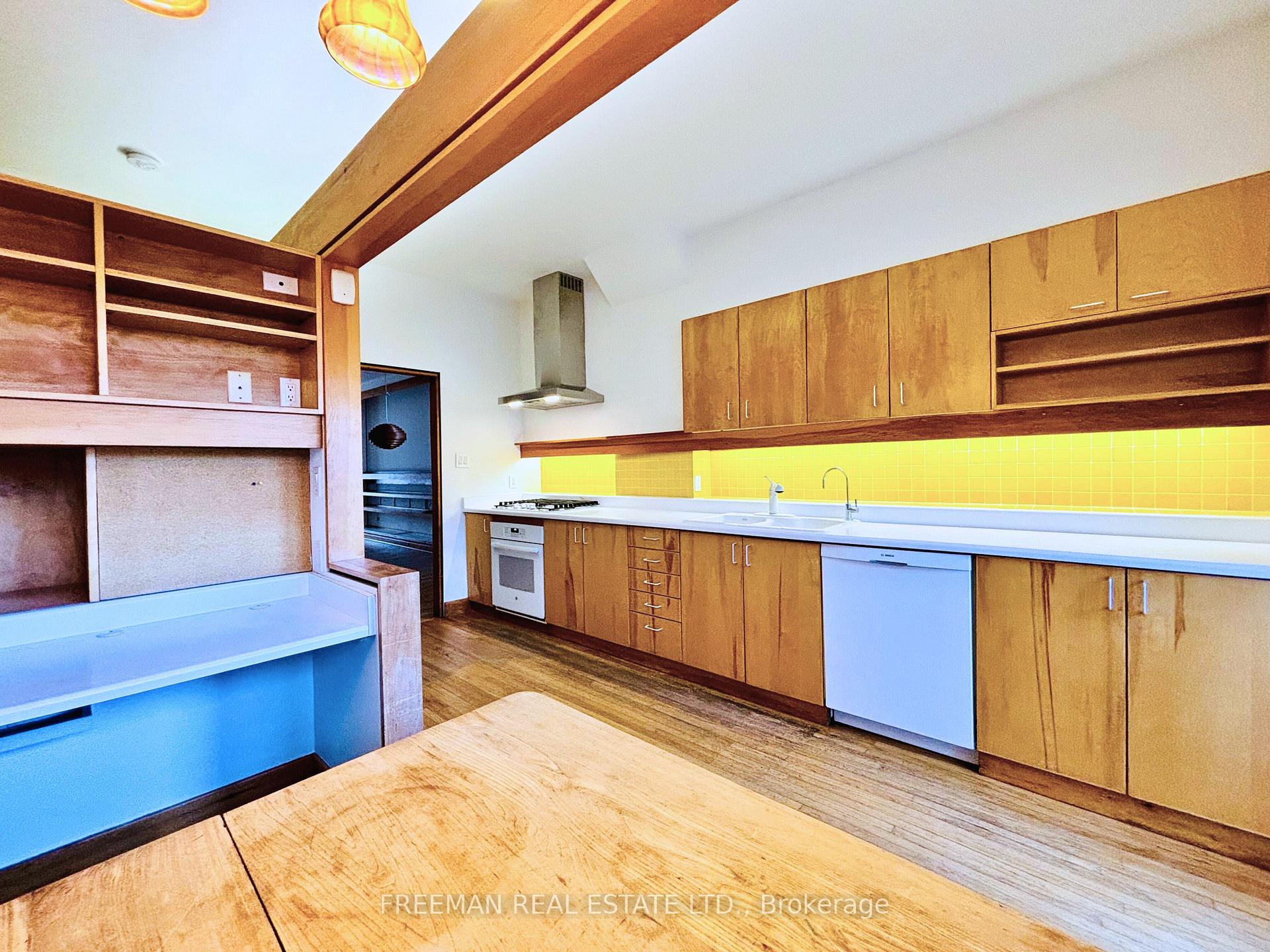 Photo 15 of 597 Palmerston Avenue, Toronto, The Annex — HOMEH