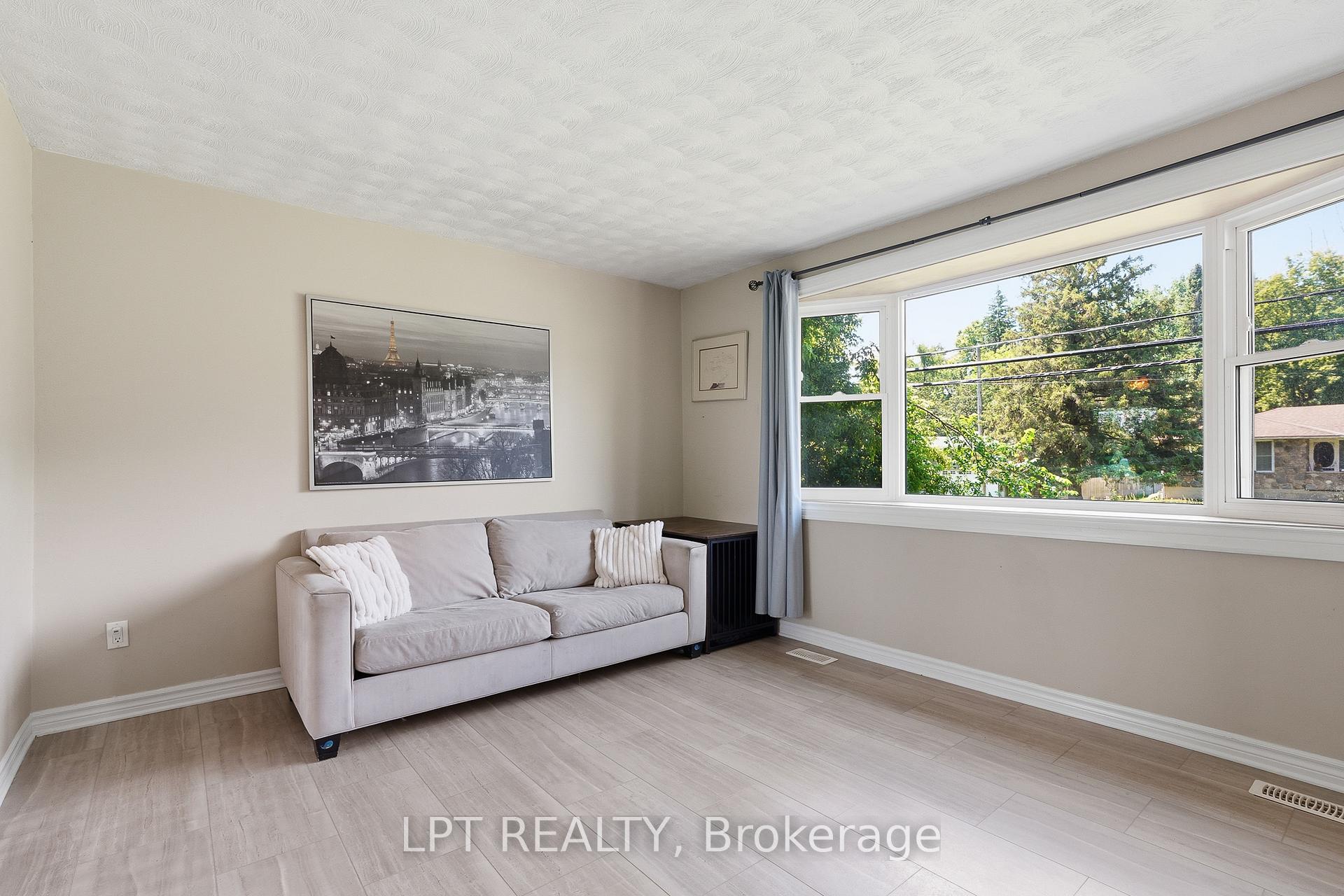 Photo 6 of 1467 Meadow Road N, Ottawa, Greely — HOMEH