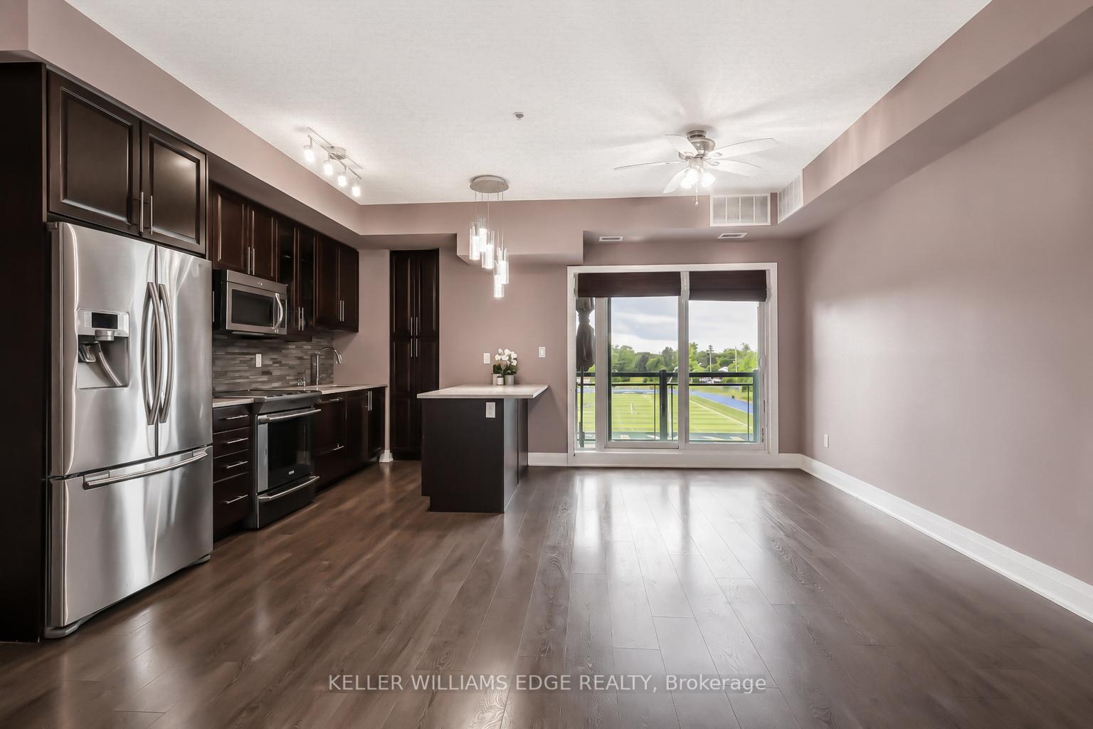 Photo 2 of Unit 413, 128 Garden Drive, Oakville, Central — HOMEH