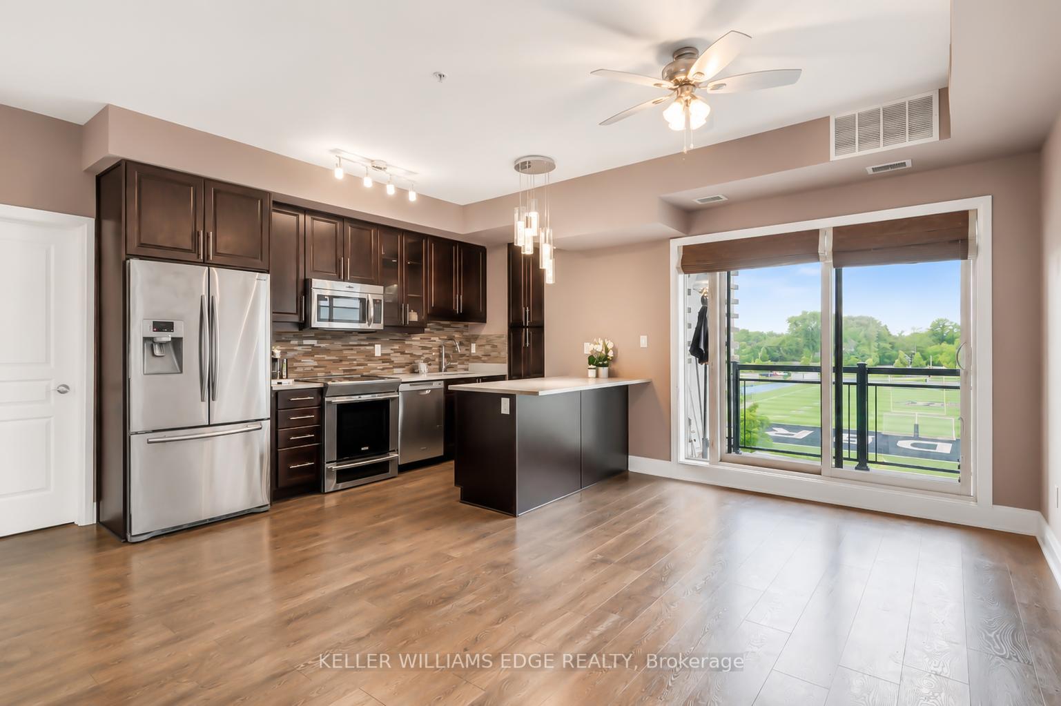 Photo 4 of Unit 413, 128 Garden Drive, Oakville, Central — HOMEH
