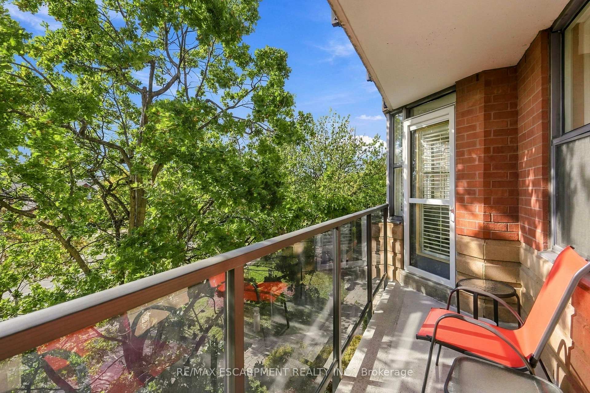 Photo 25 of Unit 208, 2199 Sixth Line, Oakville, River Oaks — HOMEH