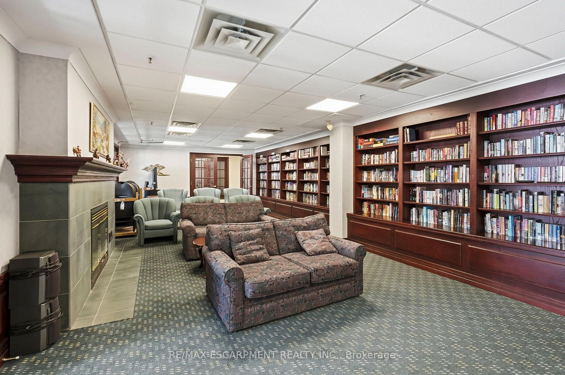 Photo 27 of Unit 208, 2199 Sixth Line, Oakville, River Oaks — HOMEH