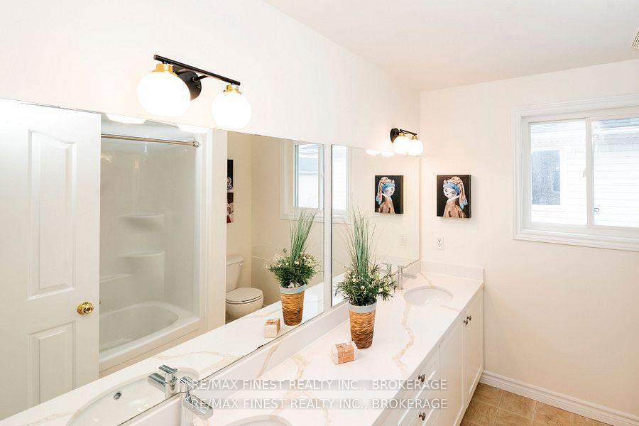 Photo 8 of 1394 Stoneridge Drive, Kingston, City SouthWest — HOMEH