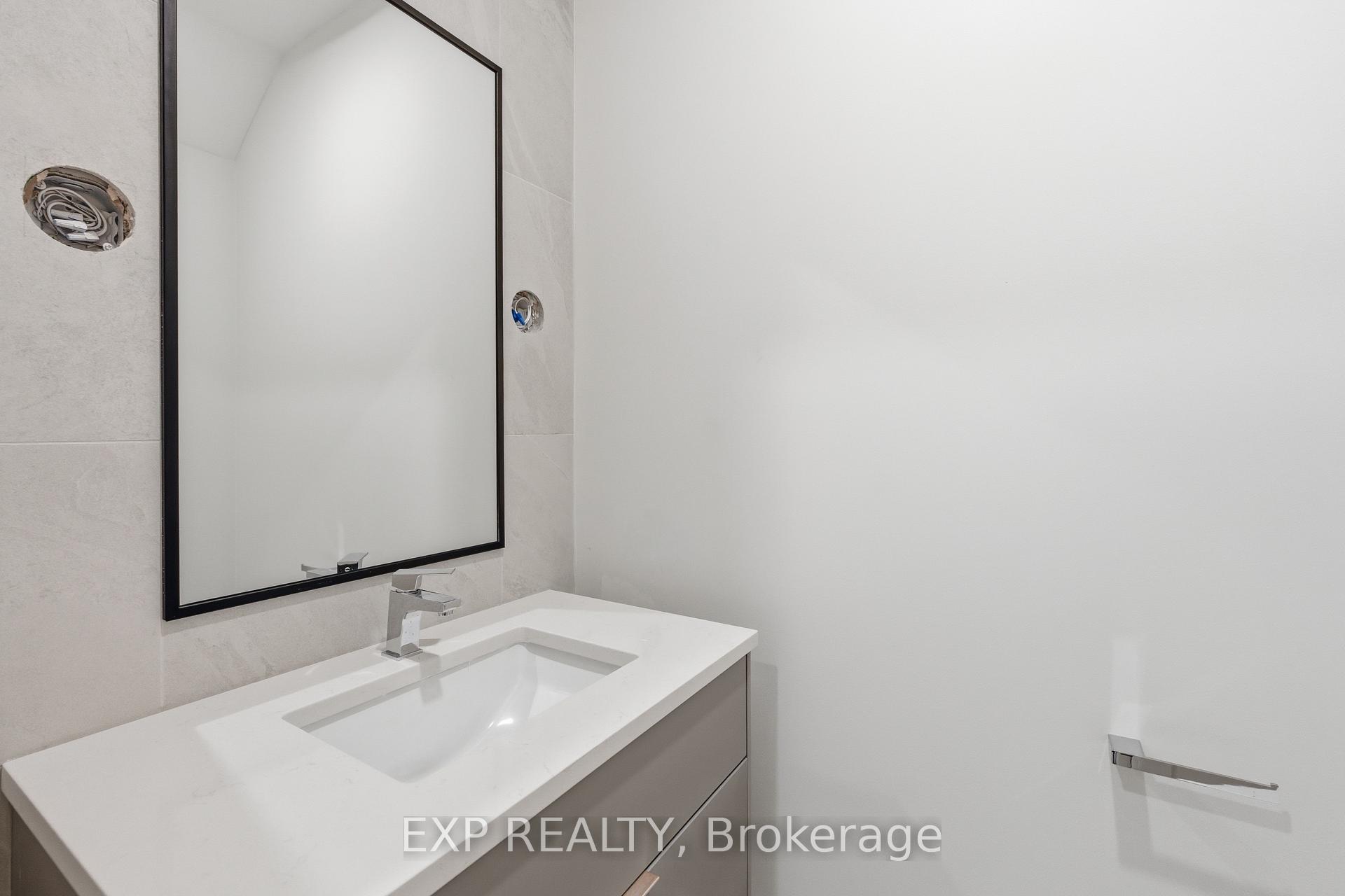 Photo 9 of Unit A, 512 Roosevelt Avenue, Ottawa, McKellar/Highland — HOMEH