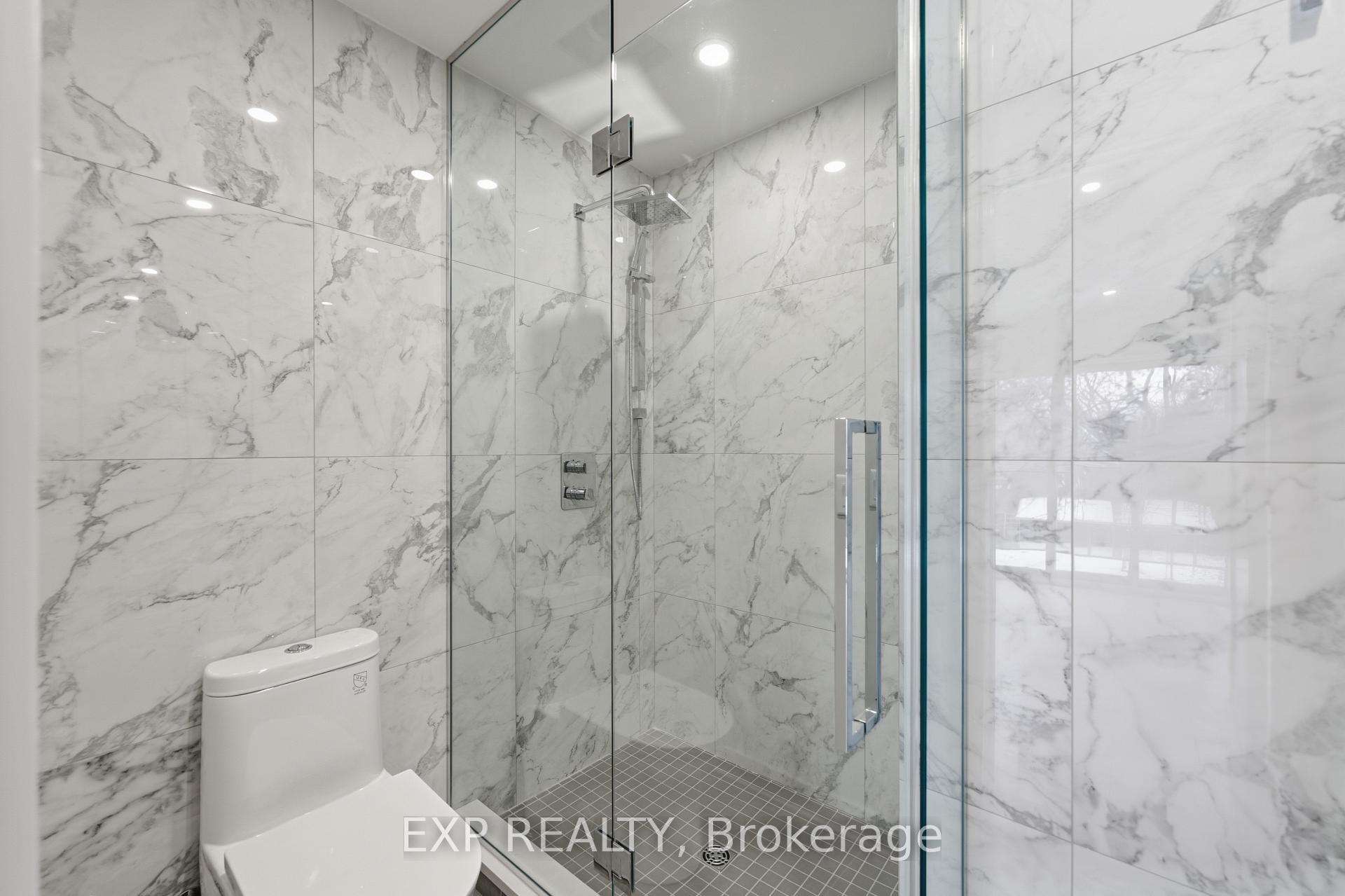 Photo 20 of Unit A, 512 Roosevelt Avenue, Ottawa, McKellar/Highland — HOMEH