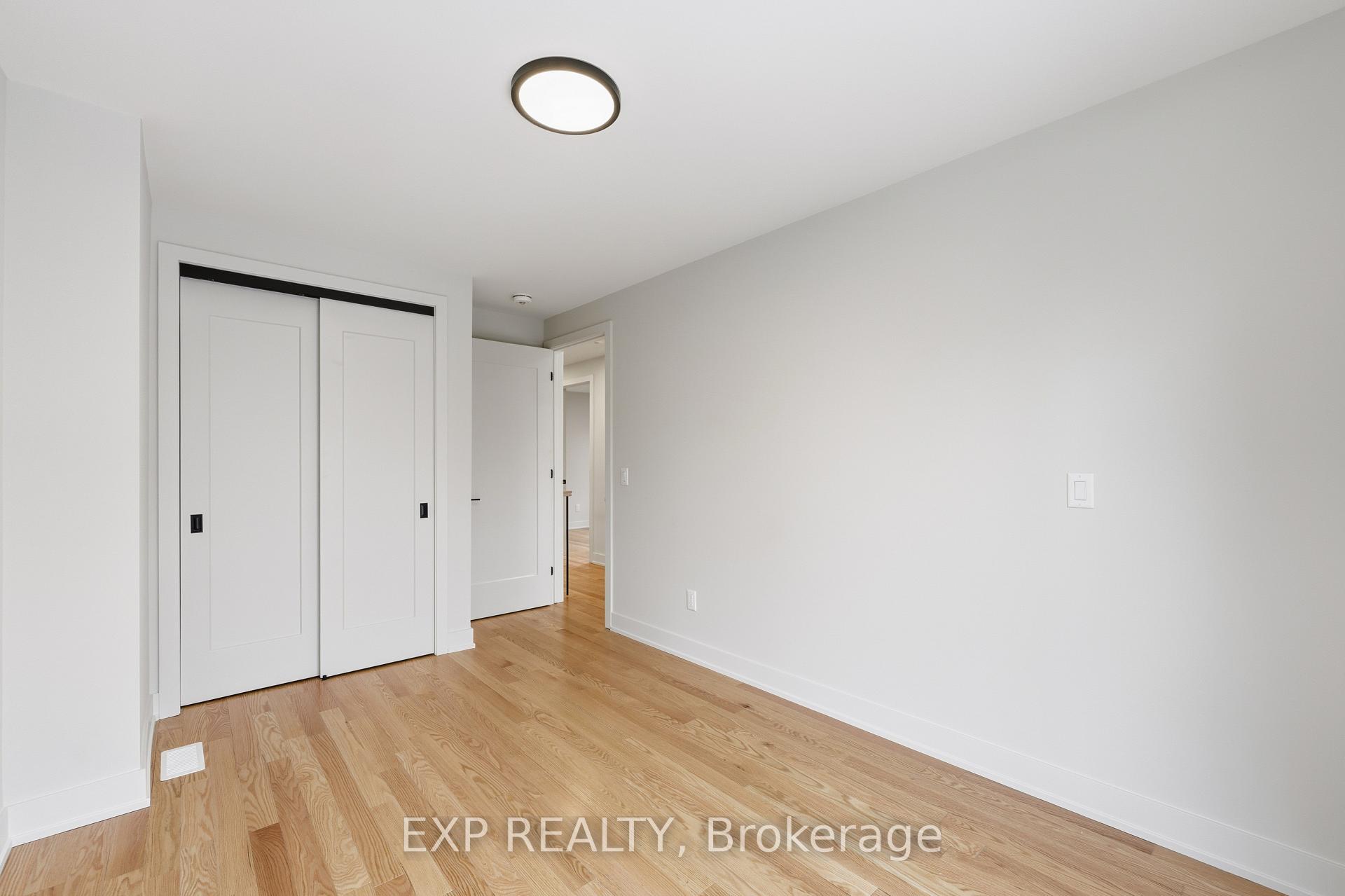 Photo 23 of Unit A, 512 Roosevelt Avenue, Ottawa, McKellar/Highland — HOMEH