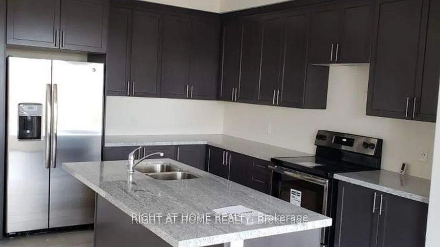 Photo 3 of 27 Bayonne Drive, Hamilton, Stoney Creek Mountain — HOMEH
