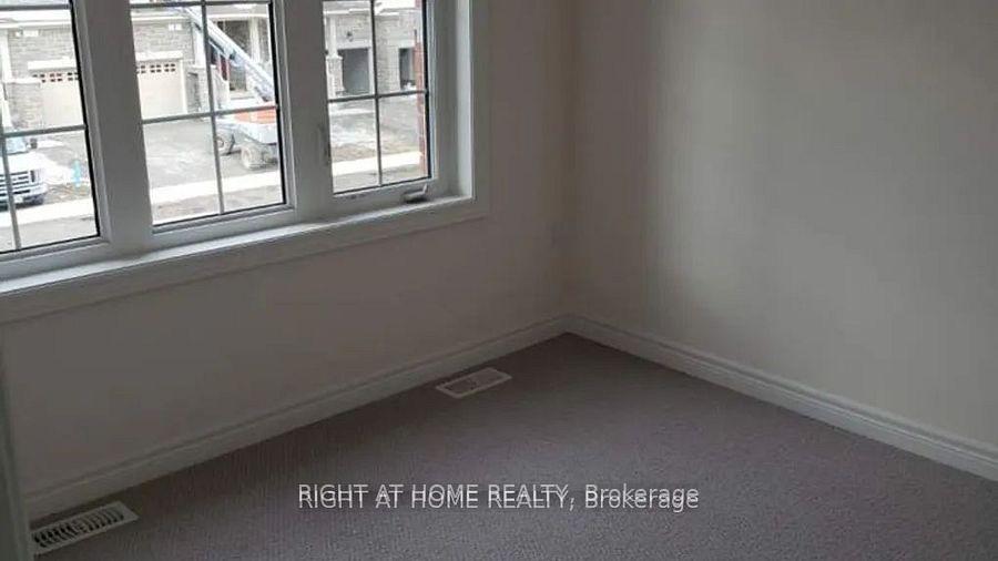 Photo 8 of 27 Bayonne Drive, Hamilton, Stoney Creek Mountain — HOMEH
