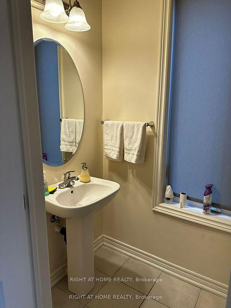 Photo 18 of 27 Bayonne Drive, Hamilton, Stoney Creek Mountain — HOMEH