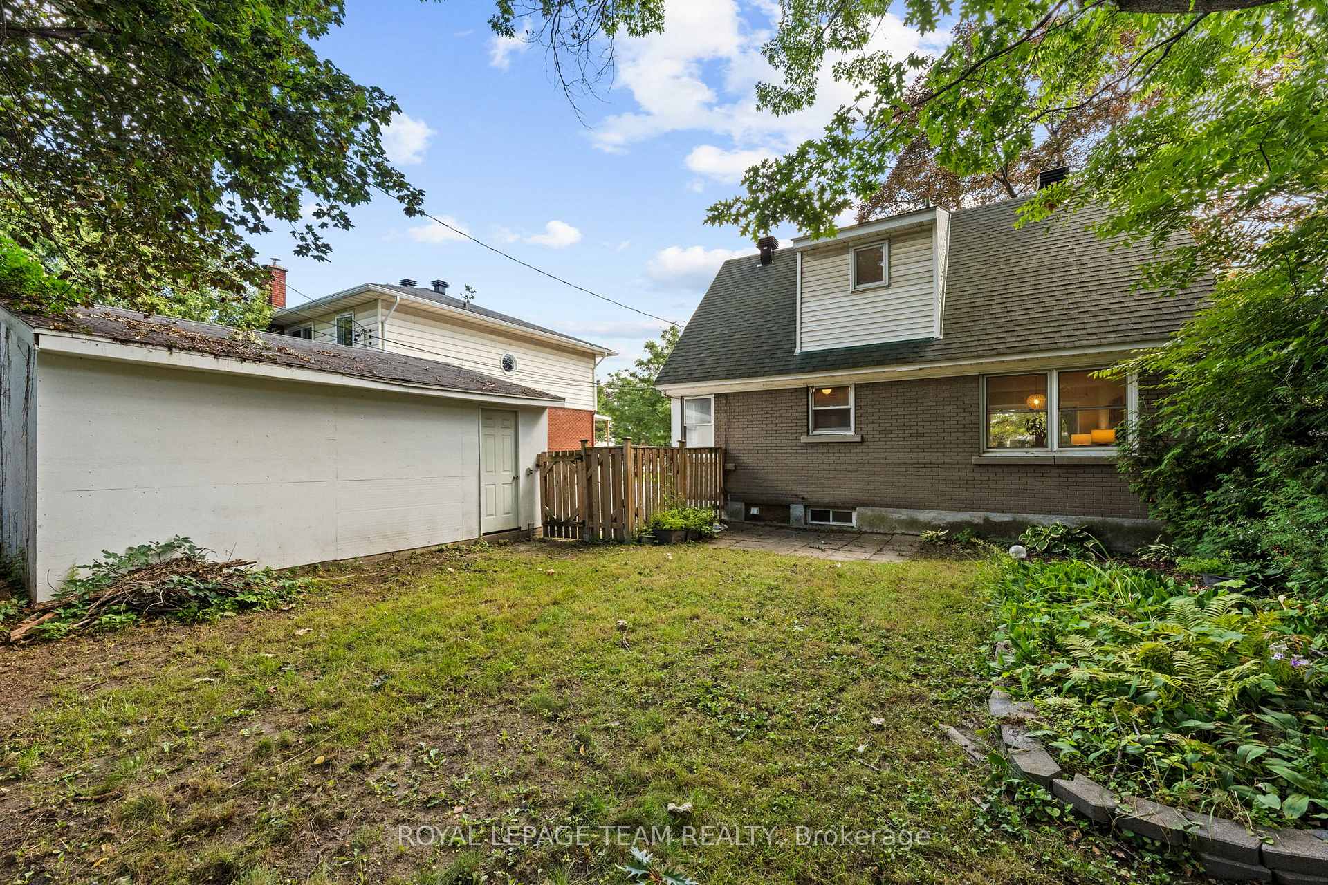 Photo 39 of 873 Smyth Road, Ottawa, Elmvale Acres — HOMEH