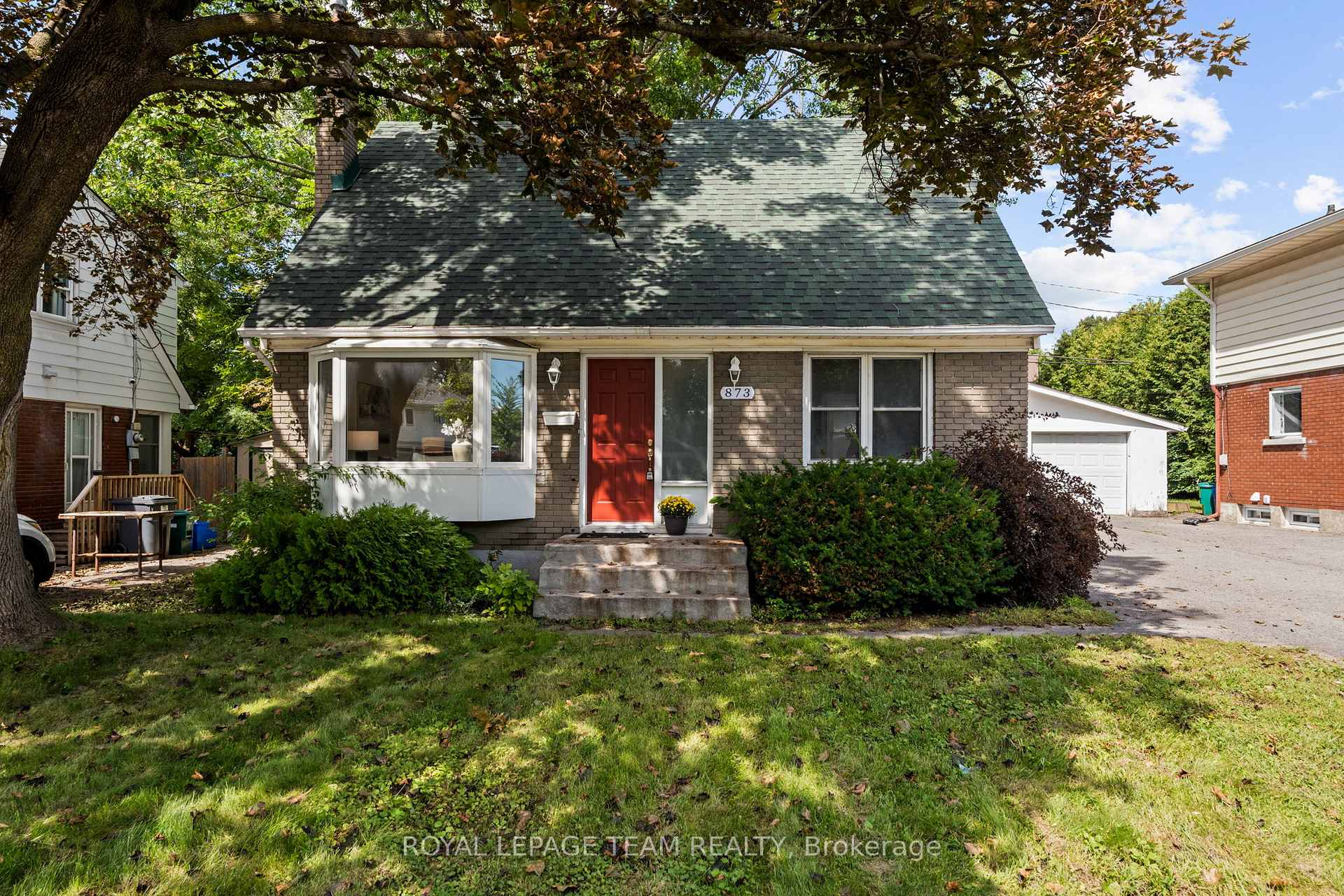 Photo 49 of 873 Smyth Road, Ottawa, Elmvale Acres — HOMEH