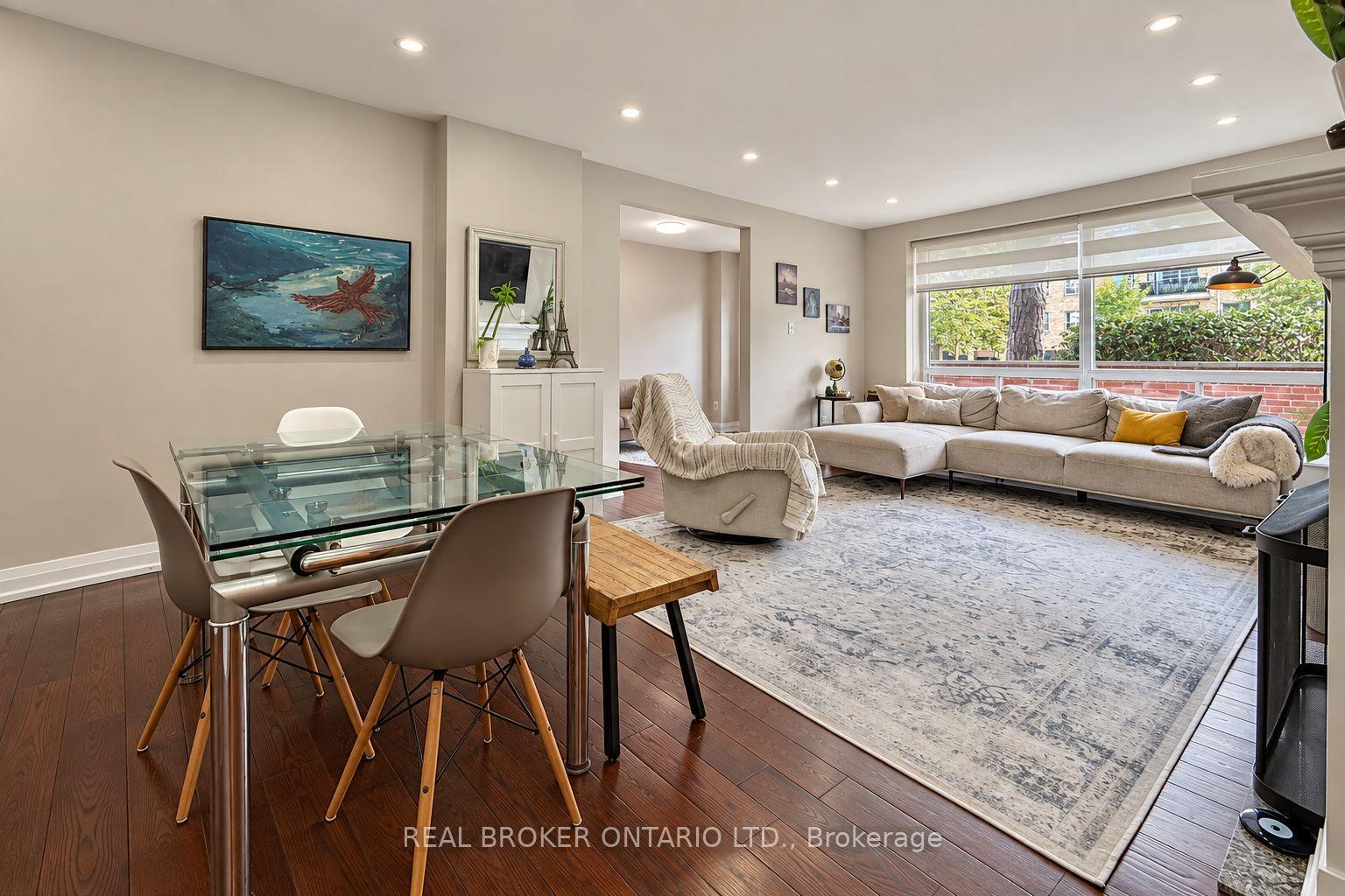 Photo 17 of Unit 3, 69 Upper Canada Drive, North York, St. Andrew-Windfields — HOMEH
