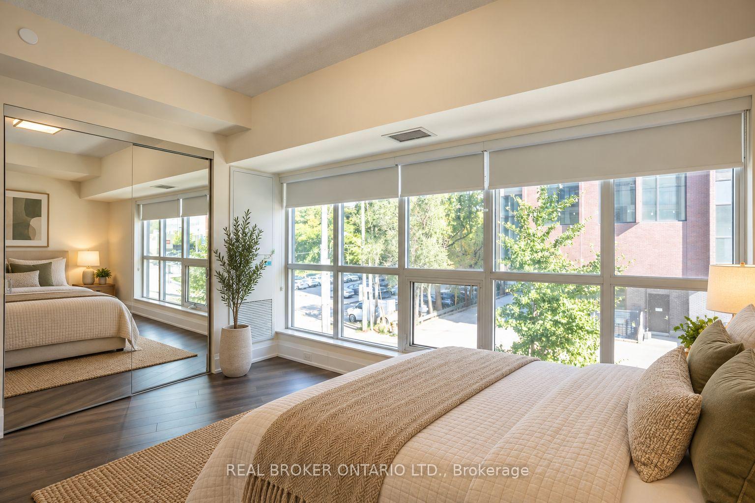 Photo 6 of Unit 208, 1 Old Mill Drive, Toronto, High Park-Swansea — HOMEH