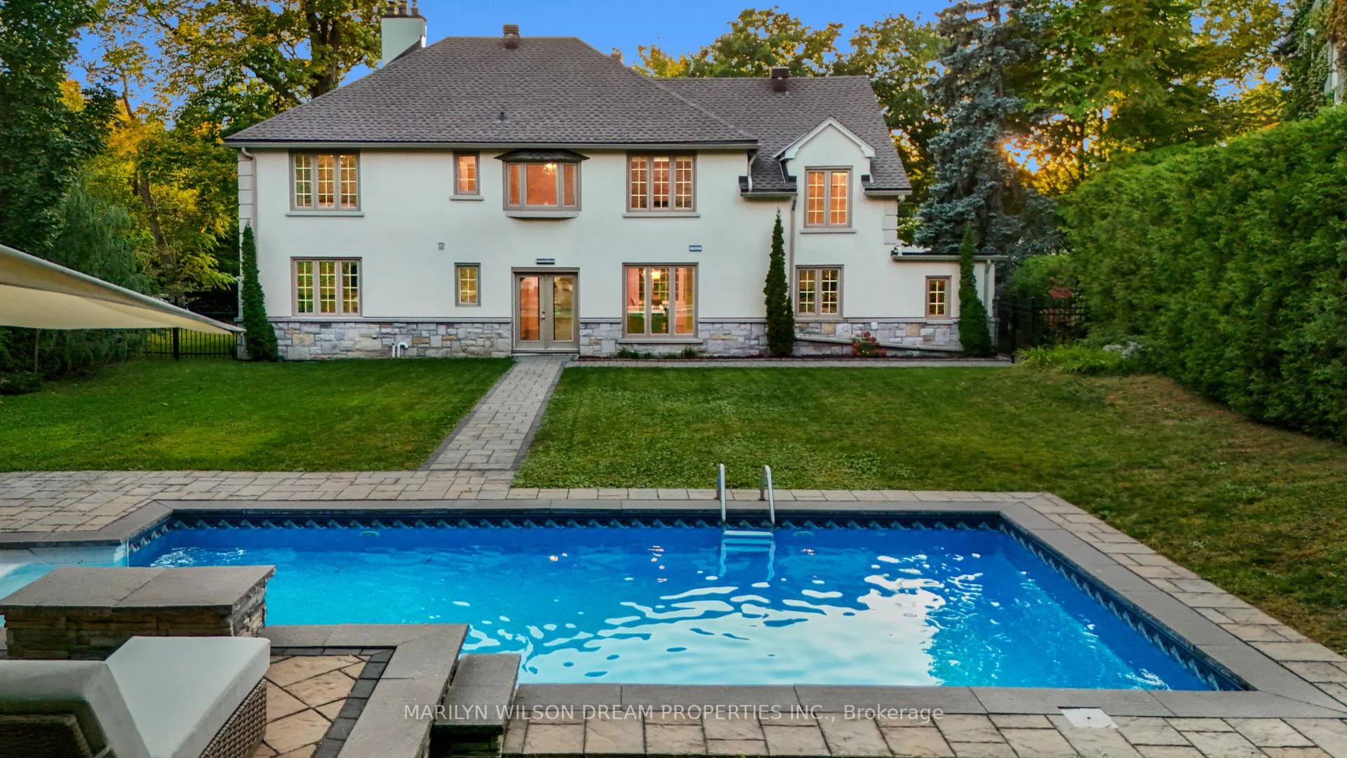 Photo 3 of 230 Manor Avenue, Ottawa, Rockcliffe — HOMEH