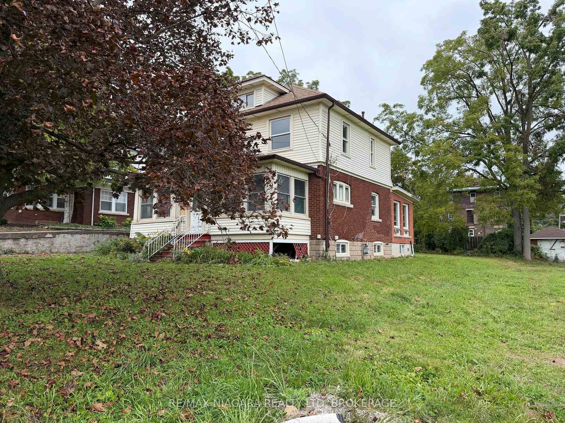 Photo 16 of 4445 John Street, Niagara Falls, Downtown — HOMEH