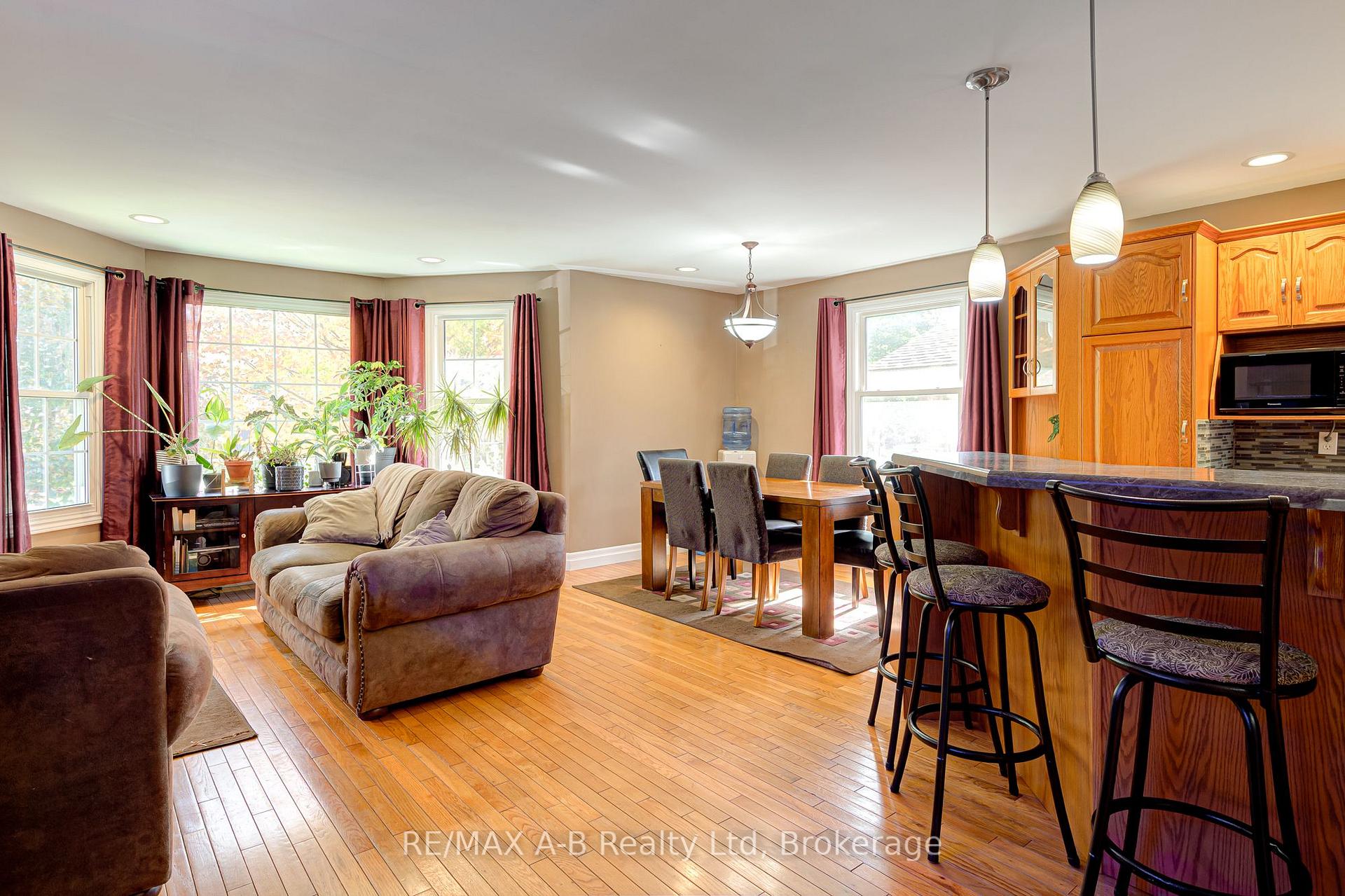 Photo 16 of 224 Morenz Drive, West Perth, Mitchell — HOMEH