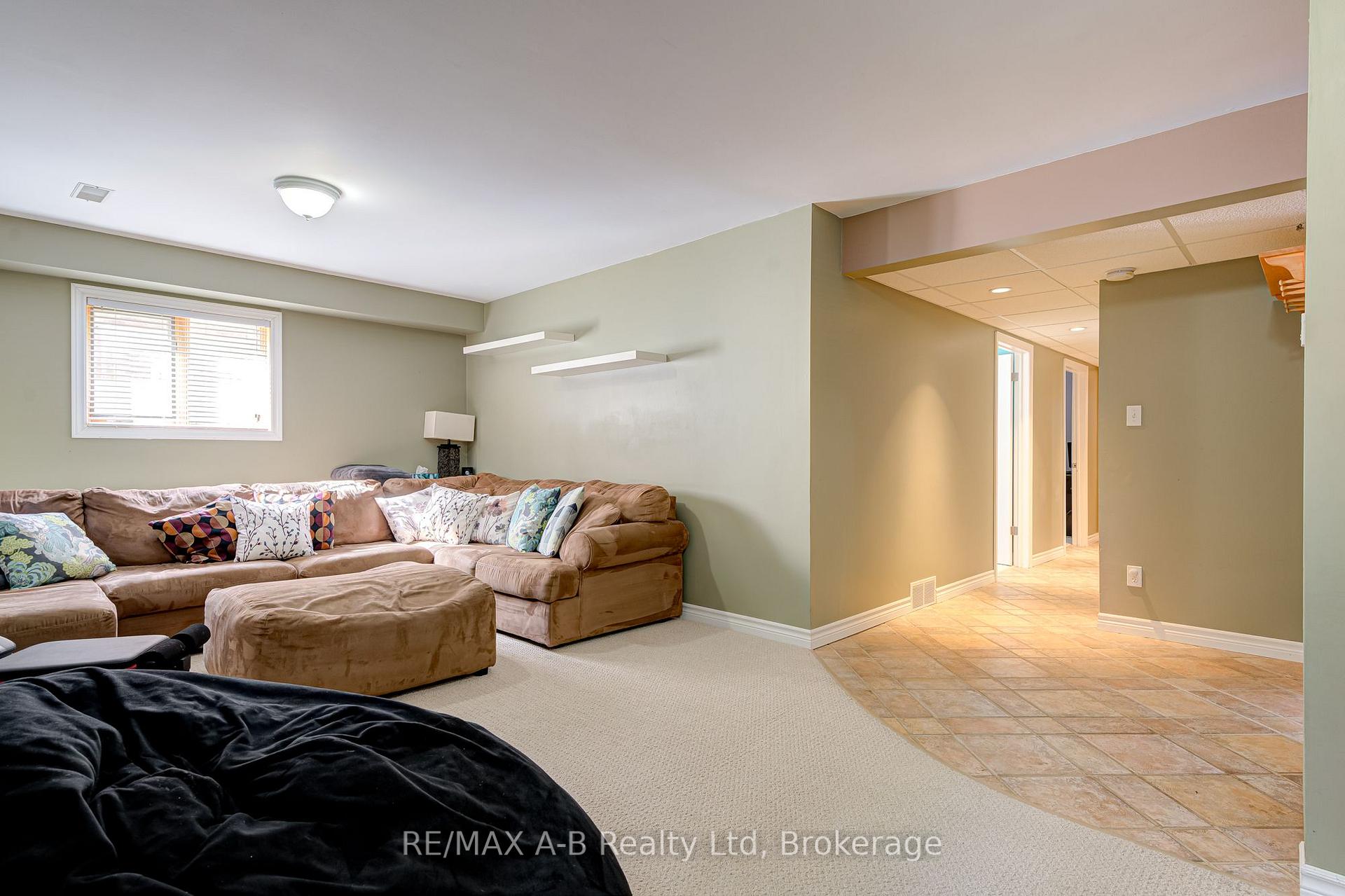 Photo 29 of 224 Morenz Drive, West Perth, Mitchell — HOMEH