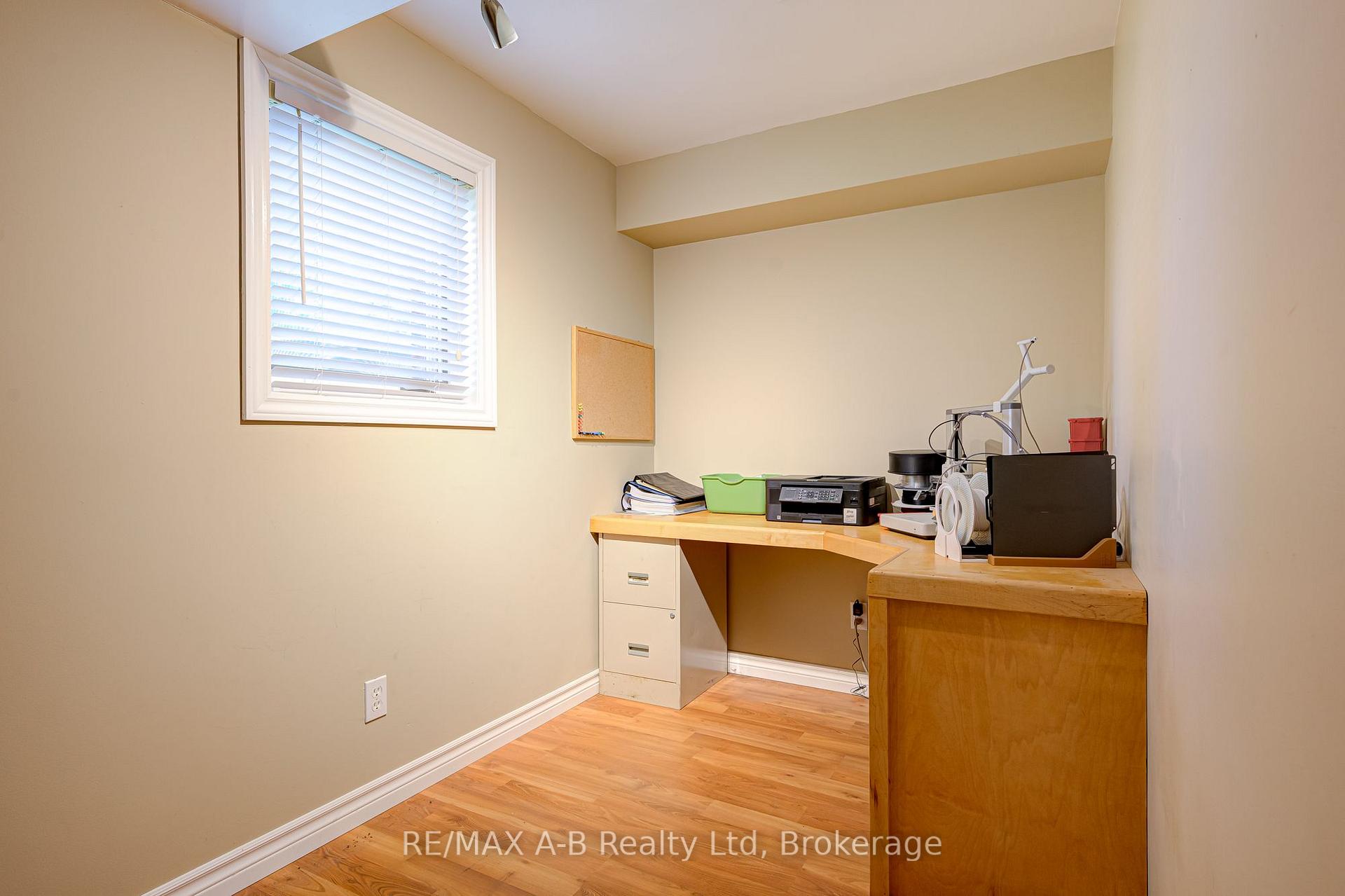 Photo 36 of 224 Morenz Drive, West Perth, Mitchell — HOMEH