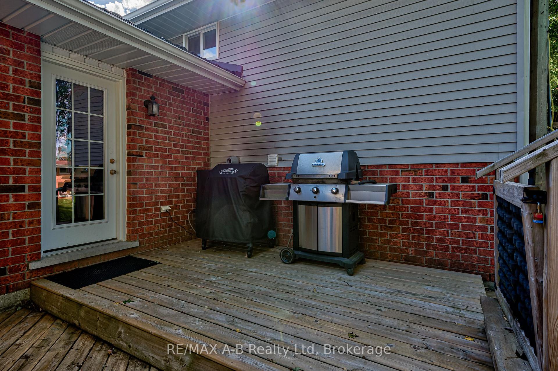 Photo 40 of 224 Morenz Drive, West Perth, Mitchell — HOMEH