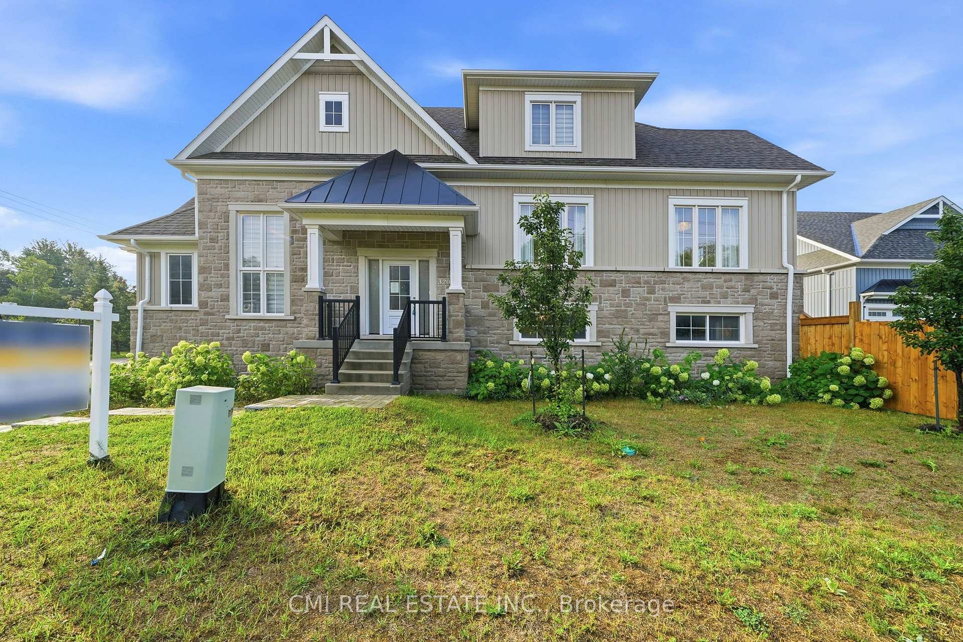 Photo 2 of 3205 Mosley Street, Wasaga Beach — HOMEH