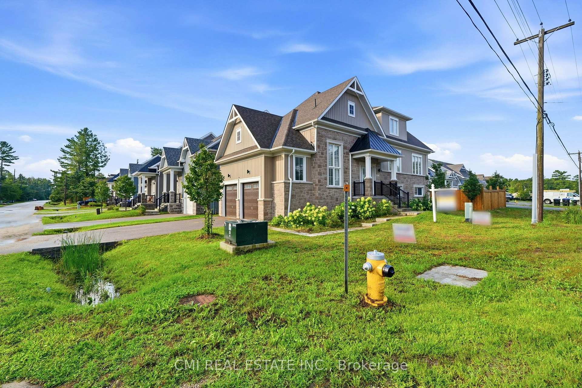 Photo 3 of 3205 Mosley Street, Wasaga Beach — HOMEH
