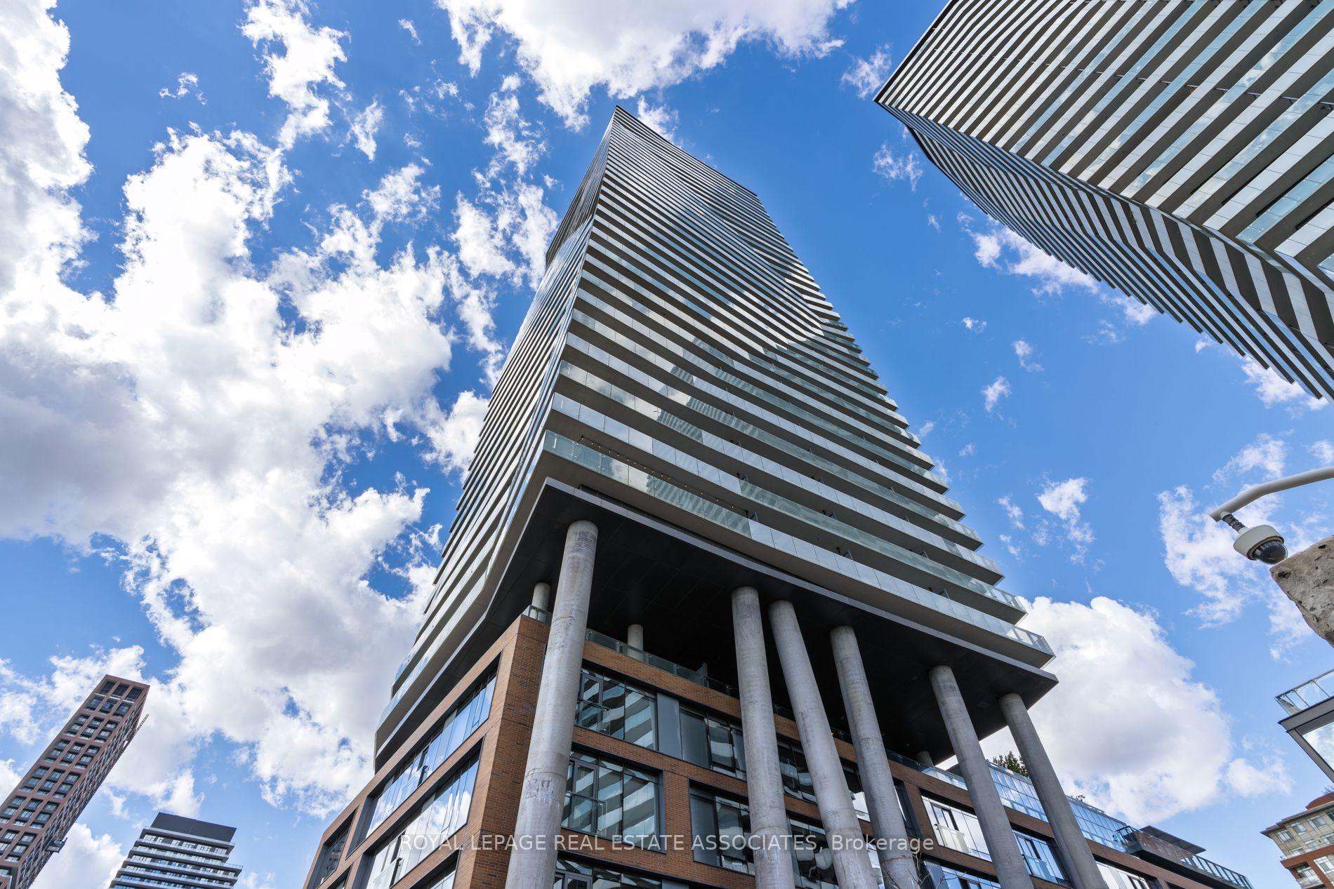 Photo 3 of Unit 3006, 70 Distillery Lane, Toronto, Waterfront Communities — HOMEH