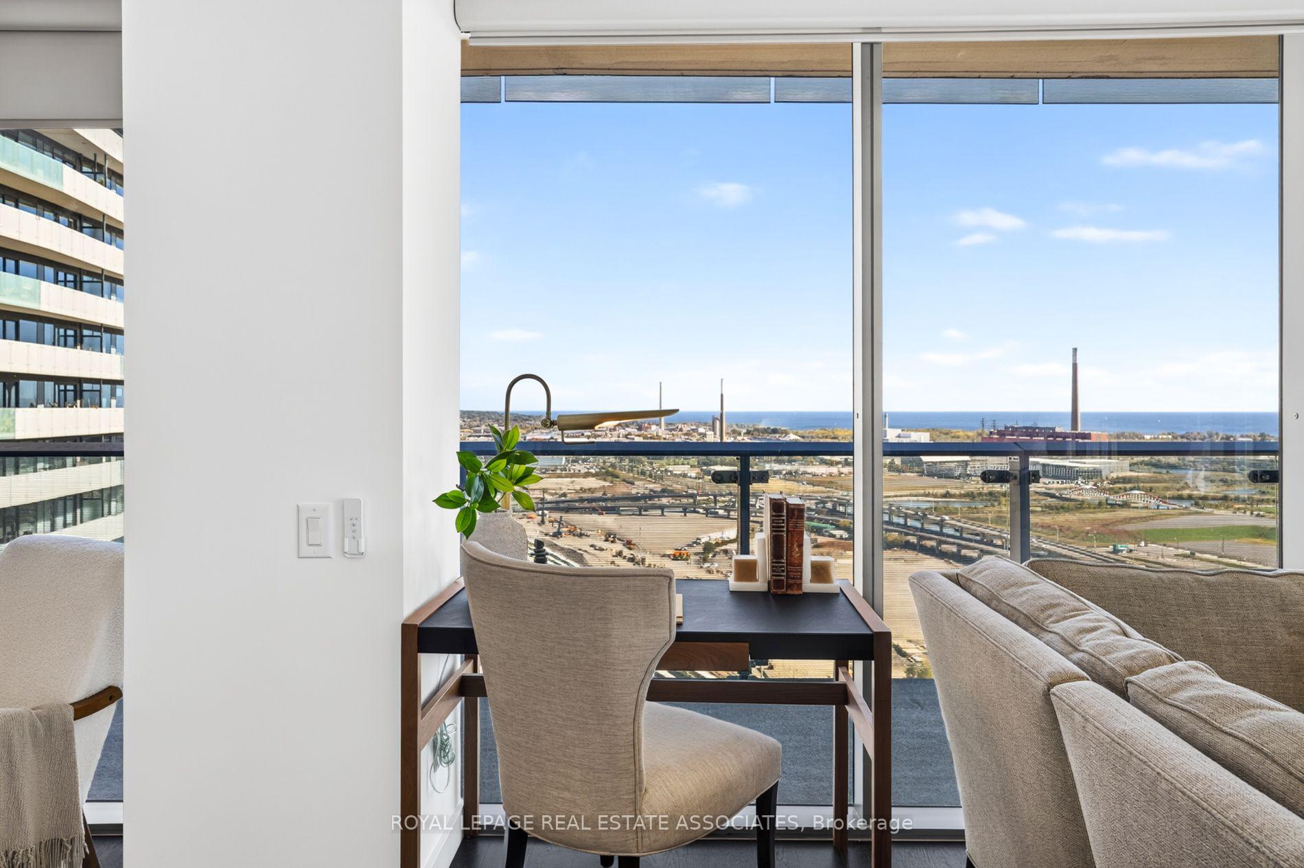 Photo 15 of Unit 3006, 70 Distillery Lane, Toronto, Waterfront Communities — HOMEH