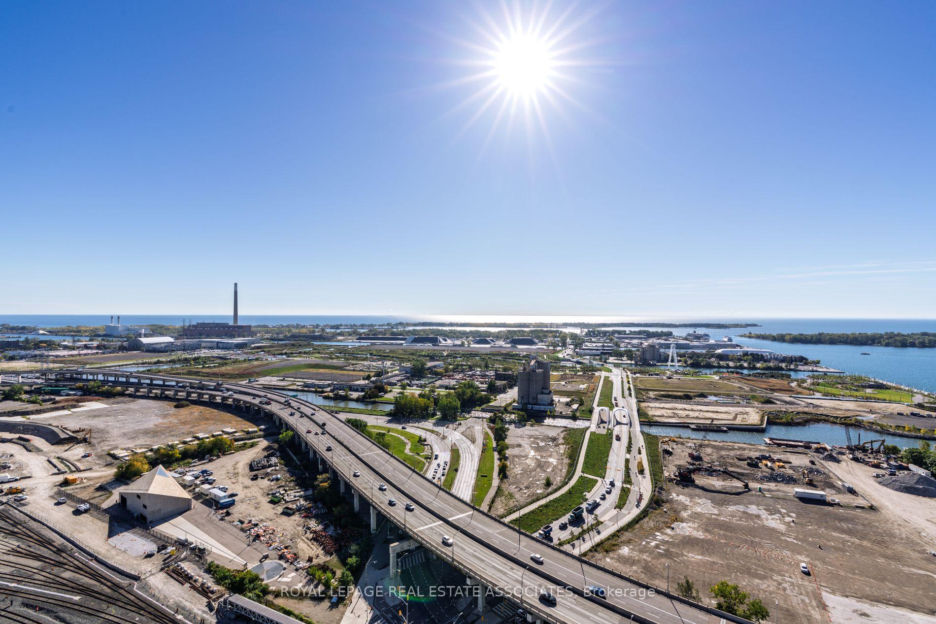 Photo 19 of Unit 3006, 70 Distillery Lane, Toronto, Waterfront Communities — HOMEH