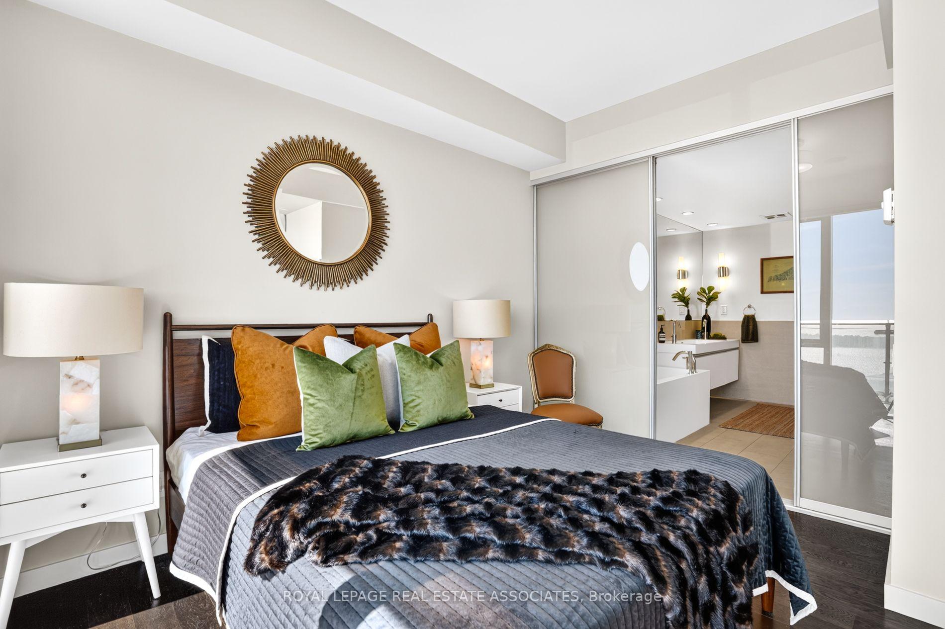 Photo 25 of Unit 3006, 70 Distillery Lane, Toronto, Waterfront Communities — HOMEH