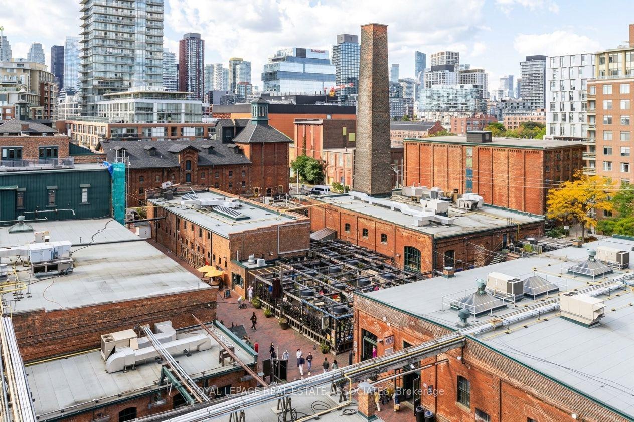 Photo 38 of Unit 3006, 70 Distillery Lane, Toronto, Waterfront Communities — HOMEH