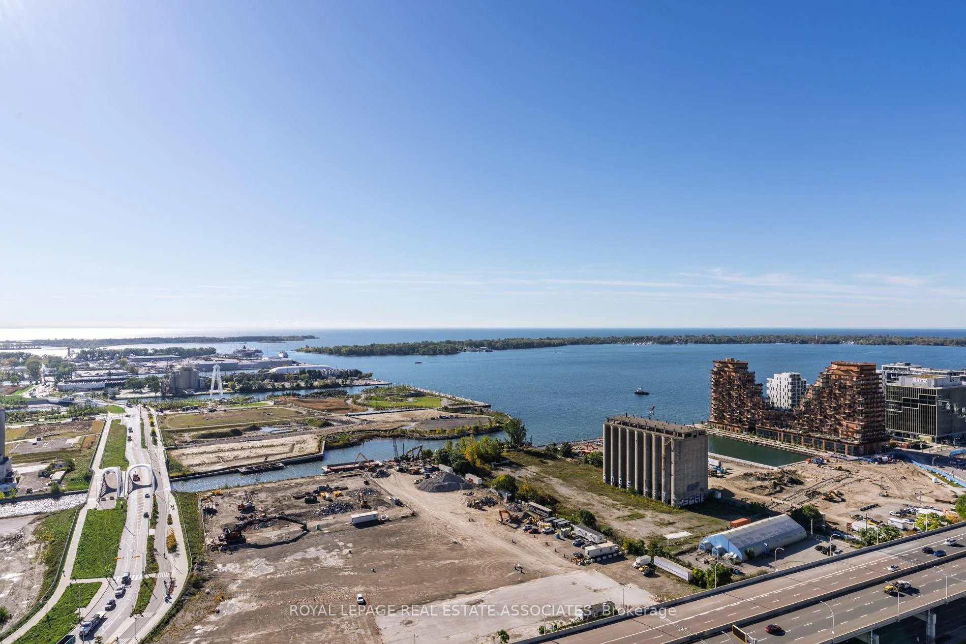 Photo 20 of Unit 3006, 70 Distillery Lane, Toronto, Waterfront Communities — HOMEH