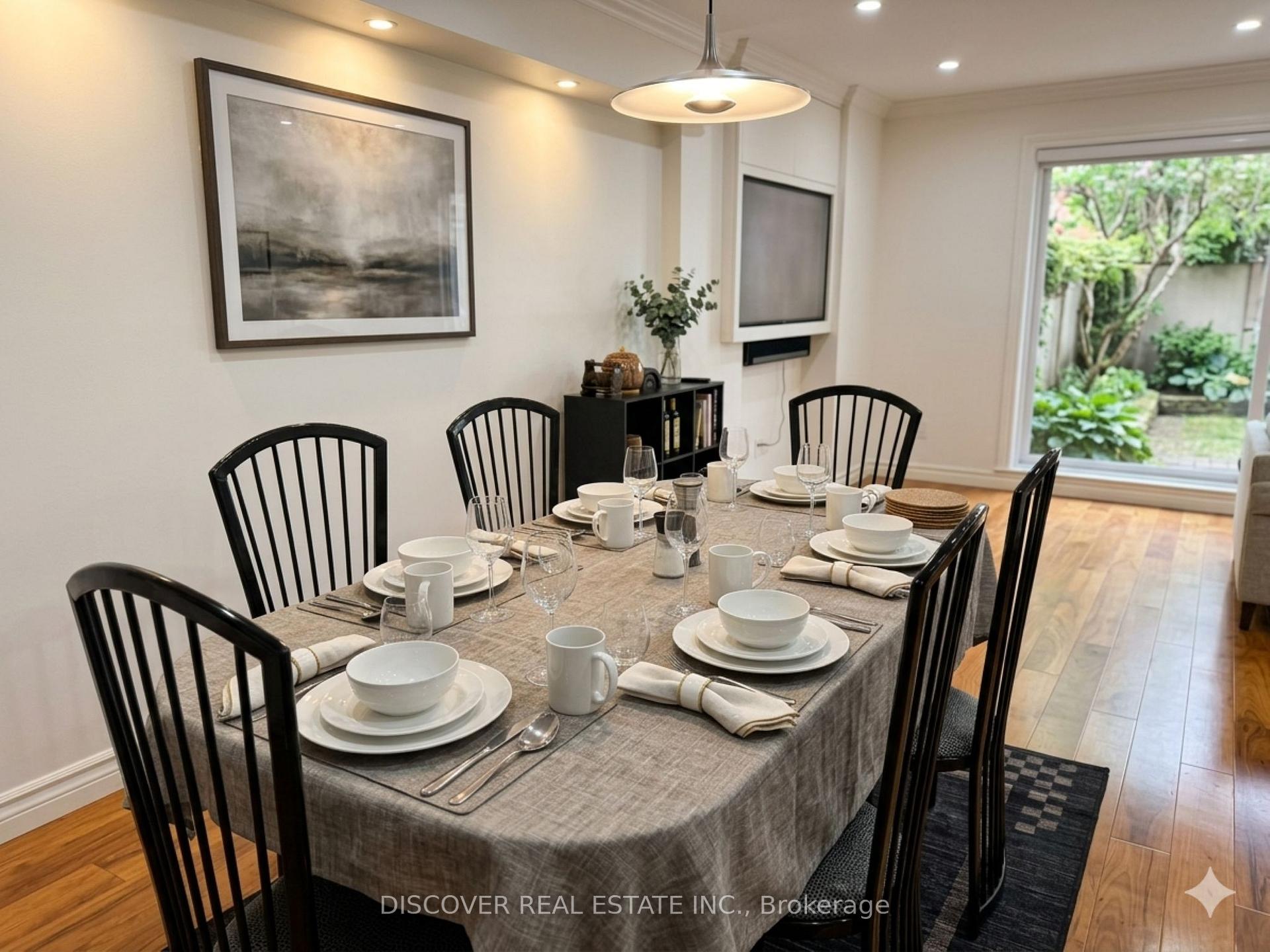Photo 21 of 963 Hampton Crescent, Mississauga, Lakeview — HOMEH