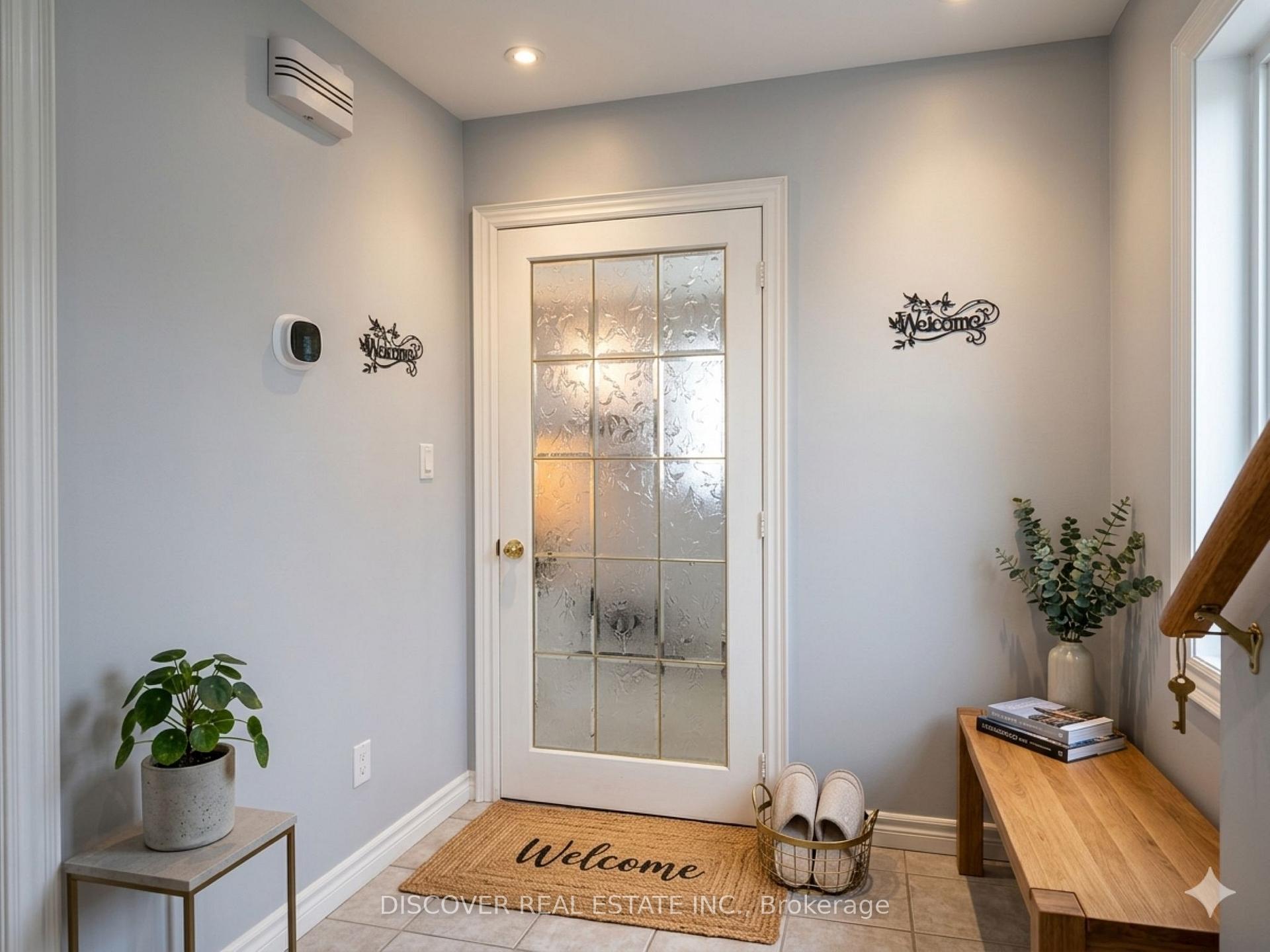 Photo 25 of 963 Hampton Crescent, Mississauga, Lakeview — HOMEH